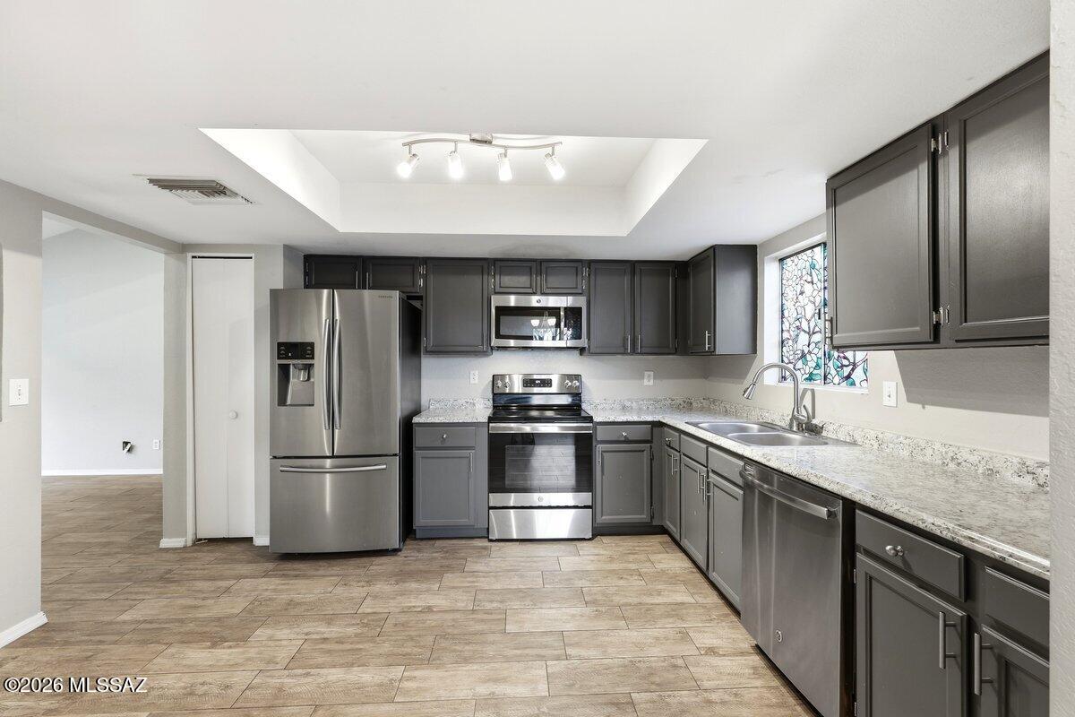 Edgebrooke Village (1-79) - Residential