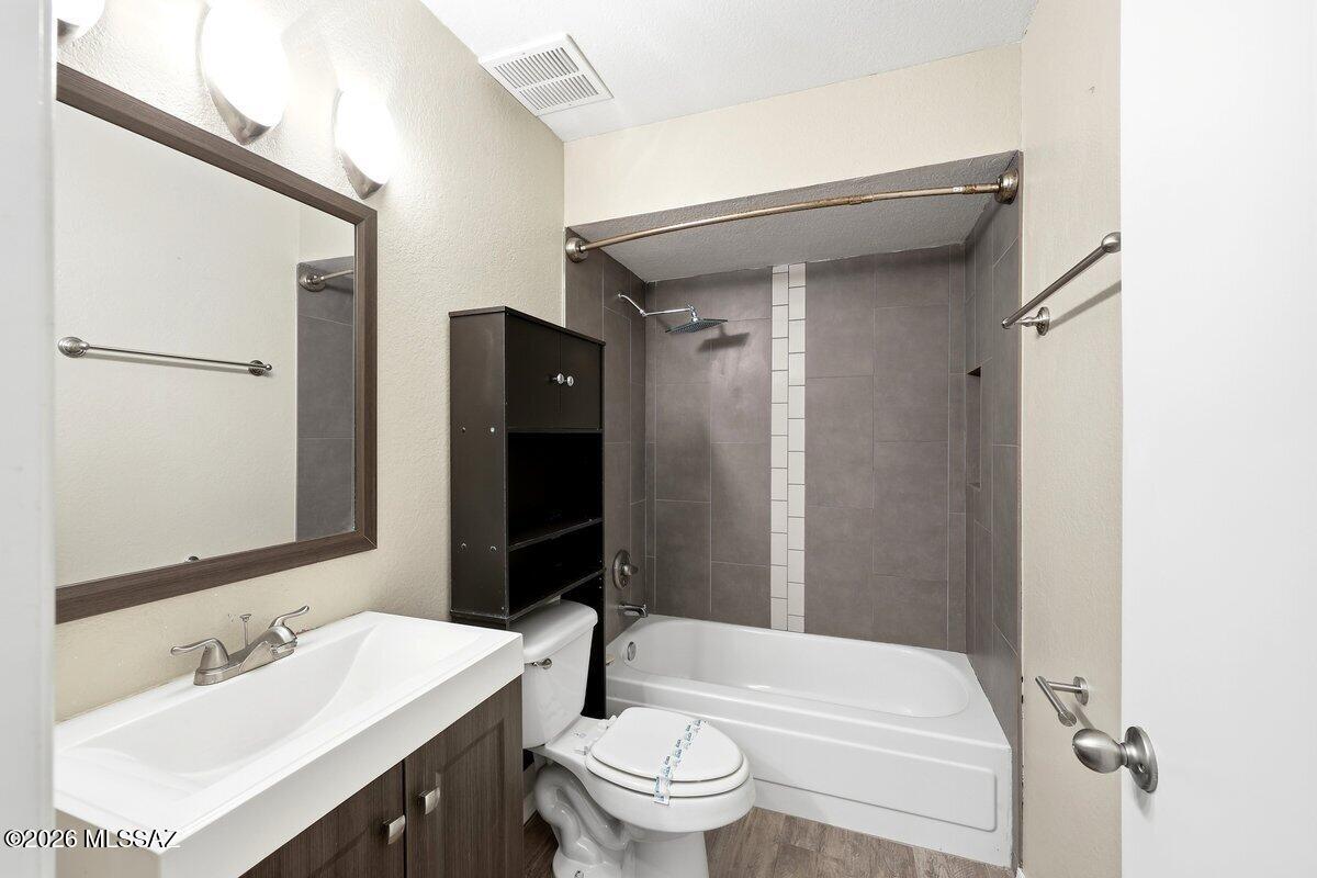 Edgebrooke Village (1-79) - Residential