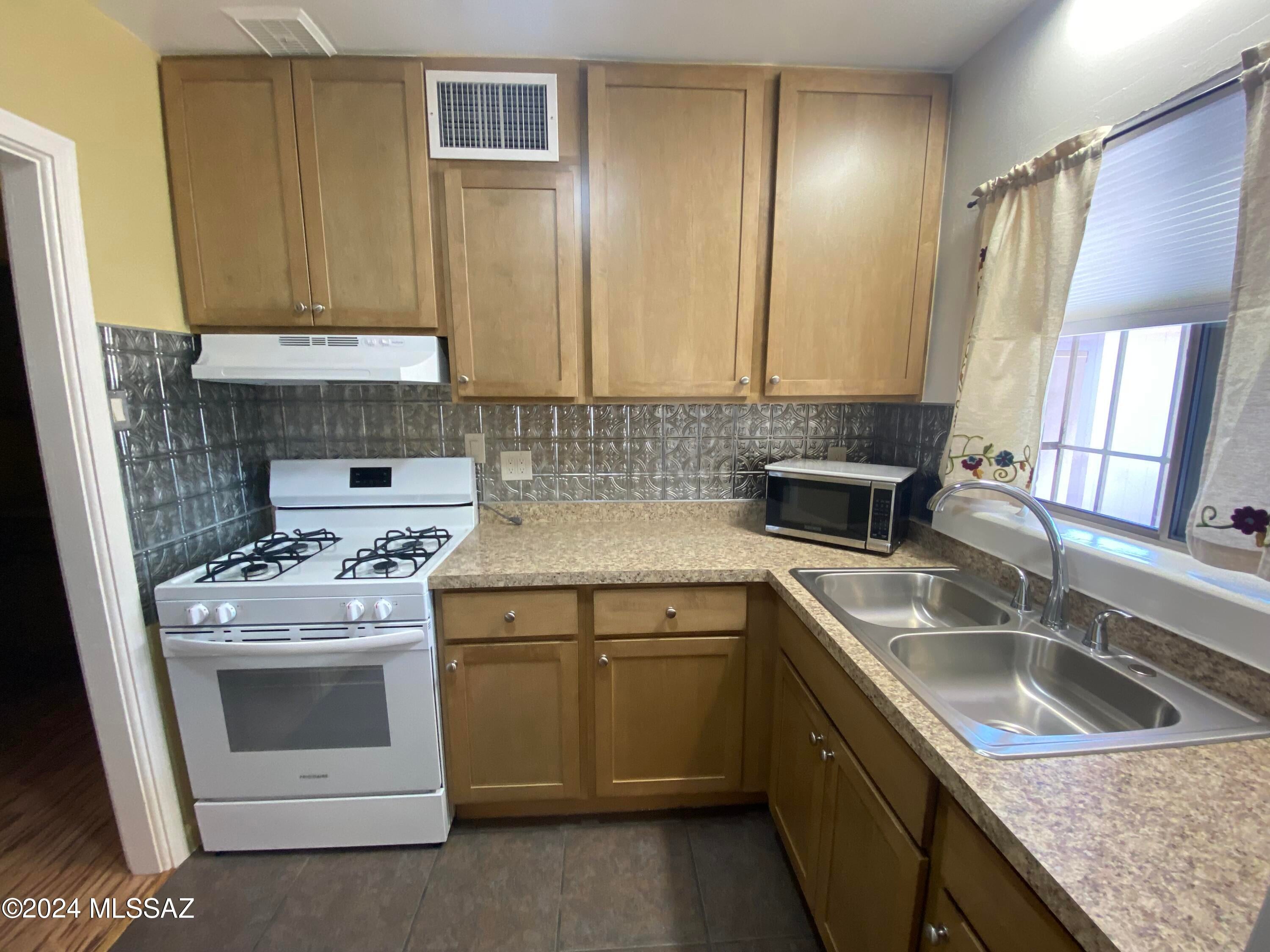 Speedway Park - Residential Lease