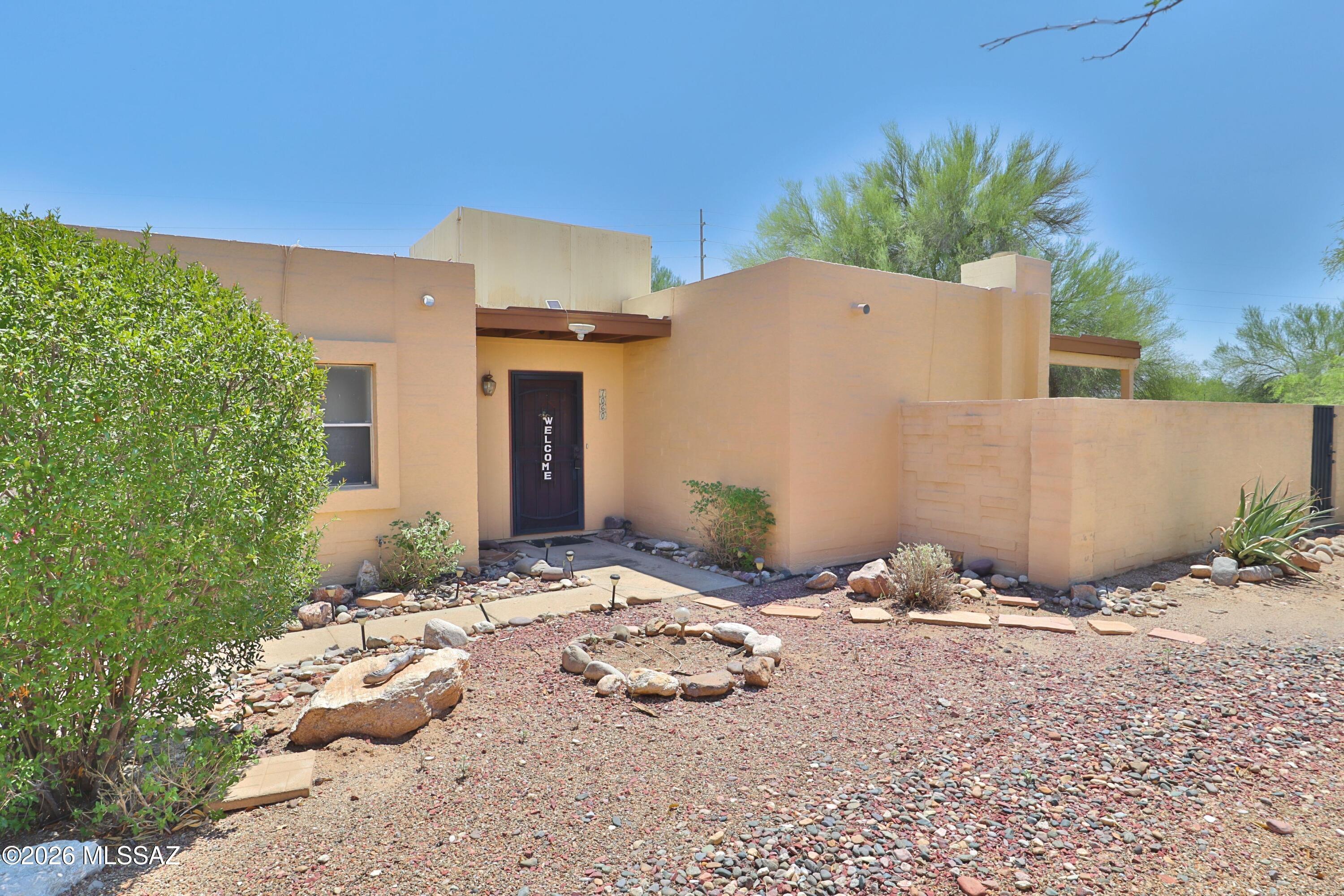 Pantano Townhomes (1-118) - Residential