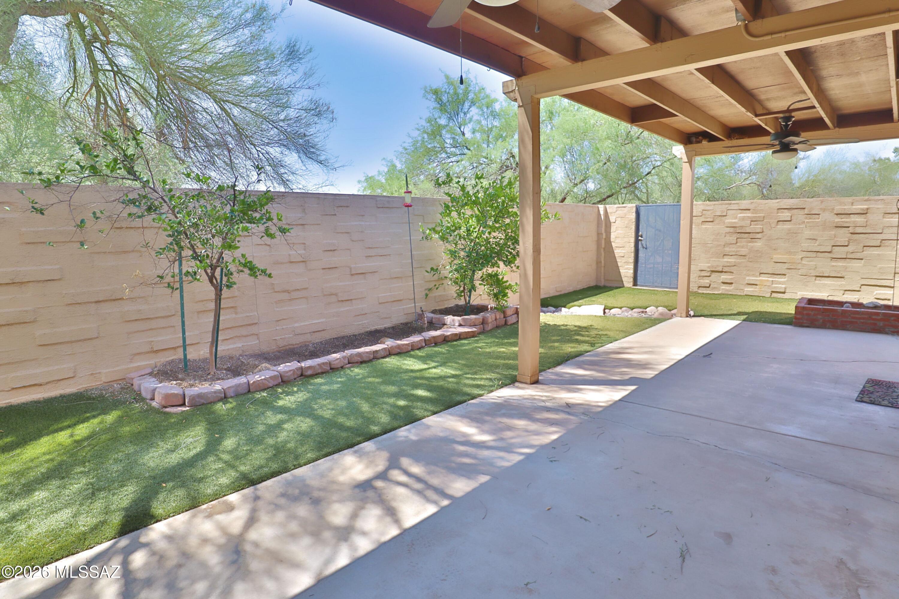 Pantano Townhomes (1-118) - Residential