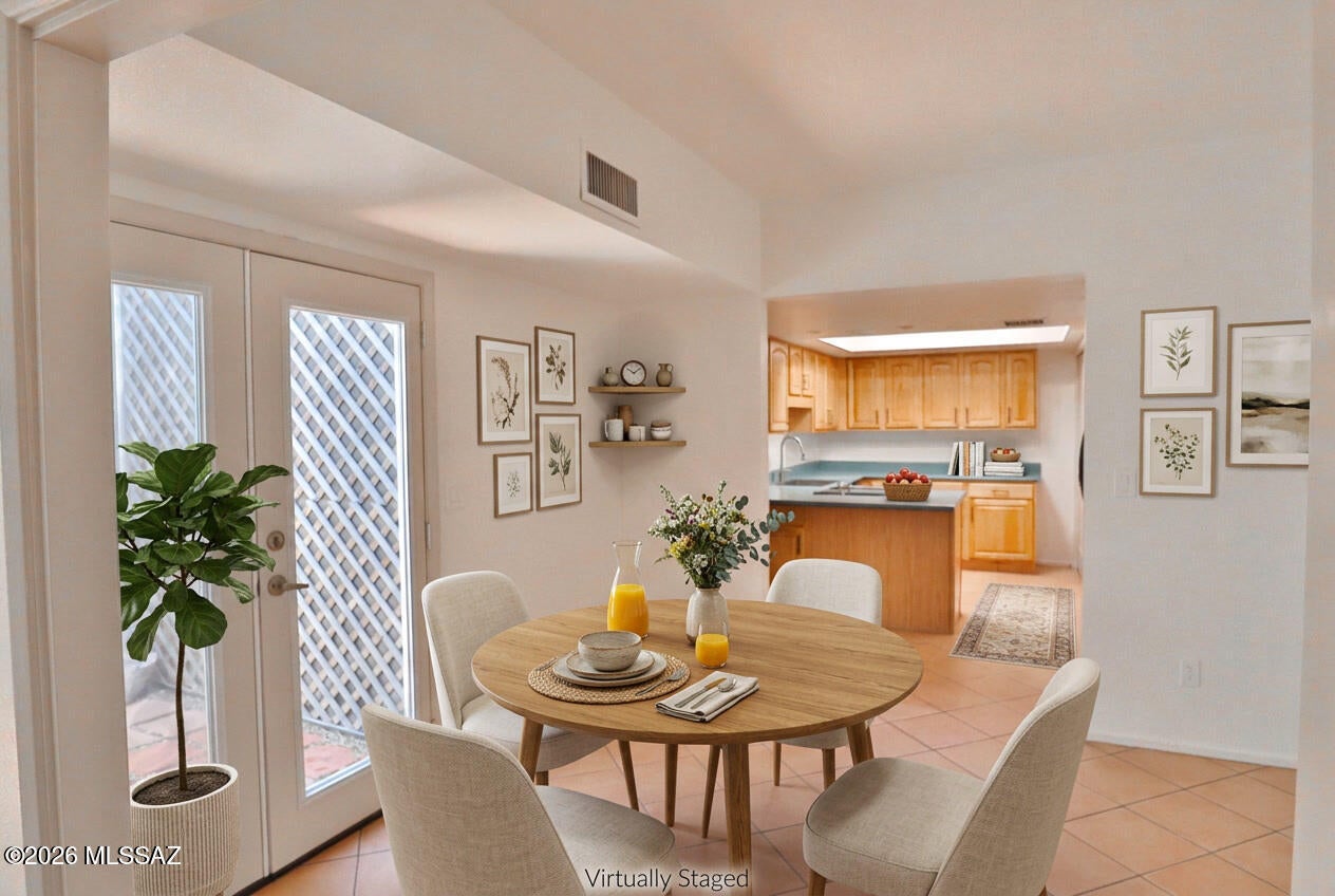 Pantano Townhomes (1-118) - Residential