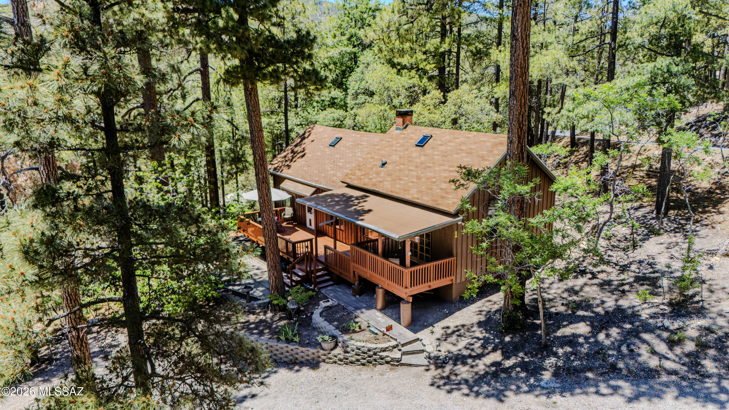 Loma Sabino Pines - Residential