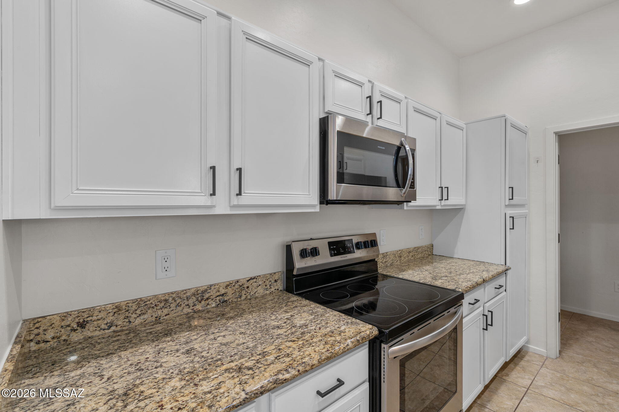 Placita Escondida Bldgs 18-20 Units 1-204 - Residential Lease