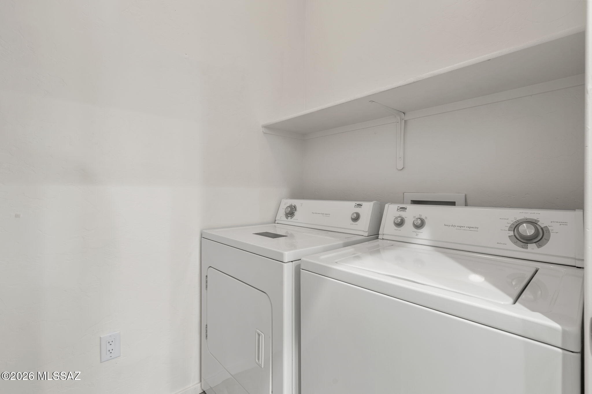 Placita Escondida Bldgs 18-20 Units 1-204 - Residential Lease