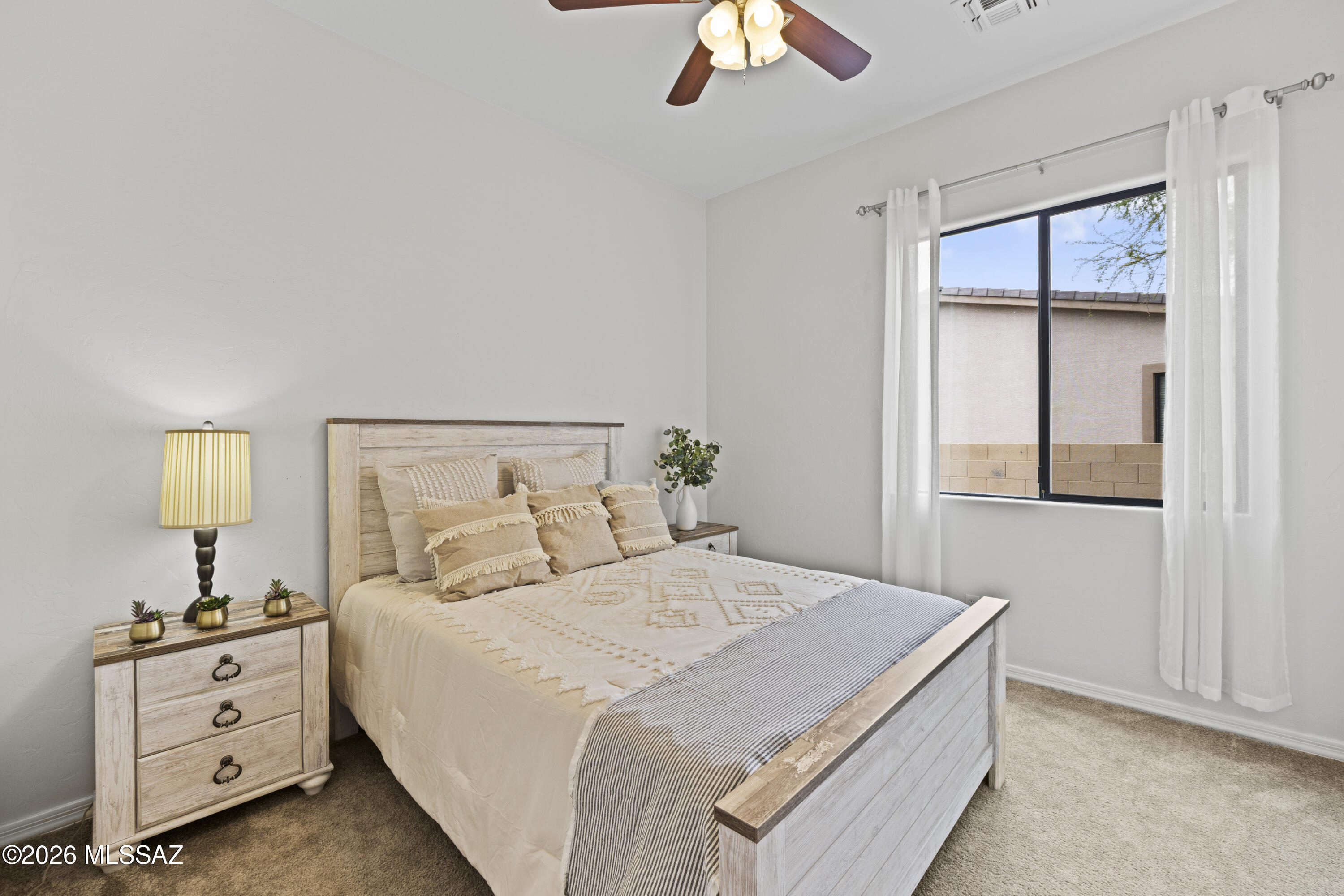 Mira Vista (1-60) - Residential