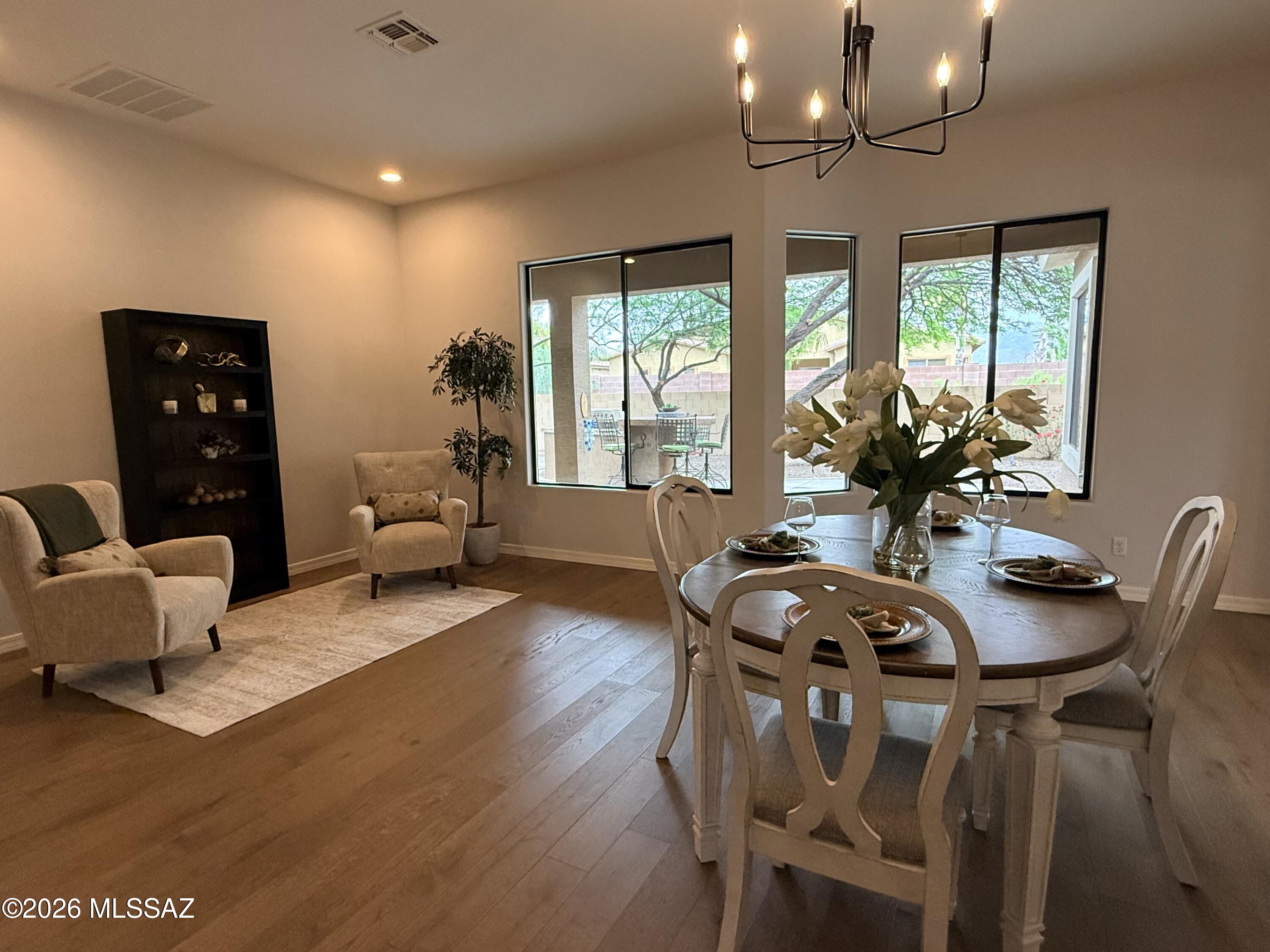 Mira Vista (1-60) - Residential