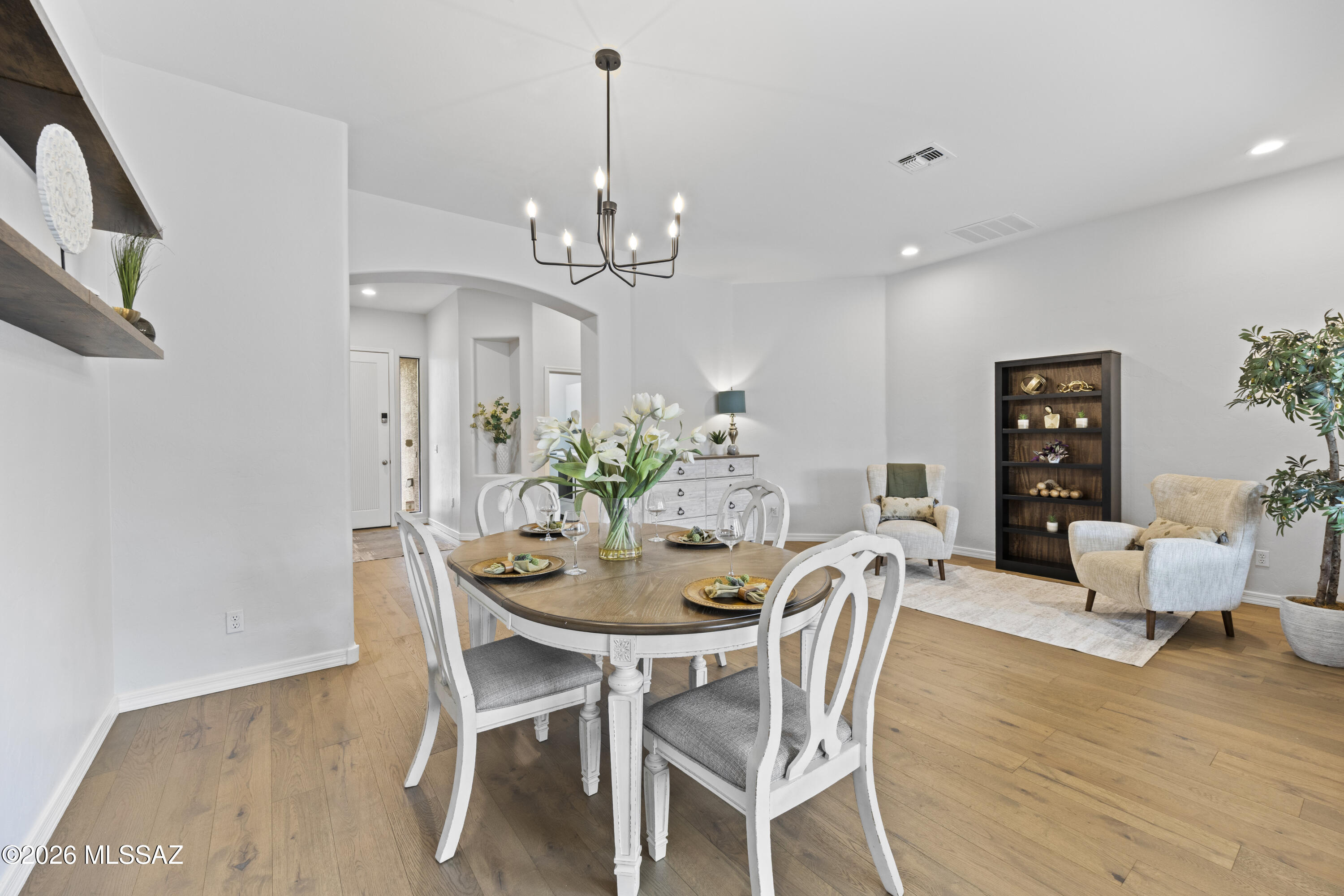 Mira Vista (1-60) - Residential
