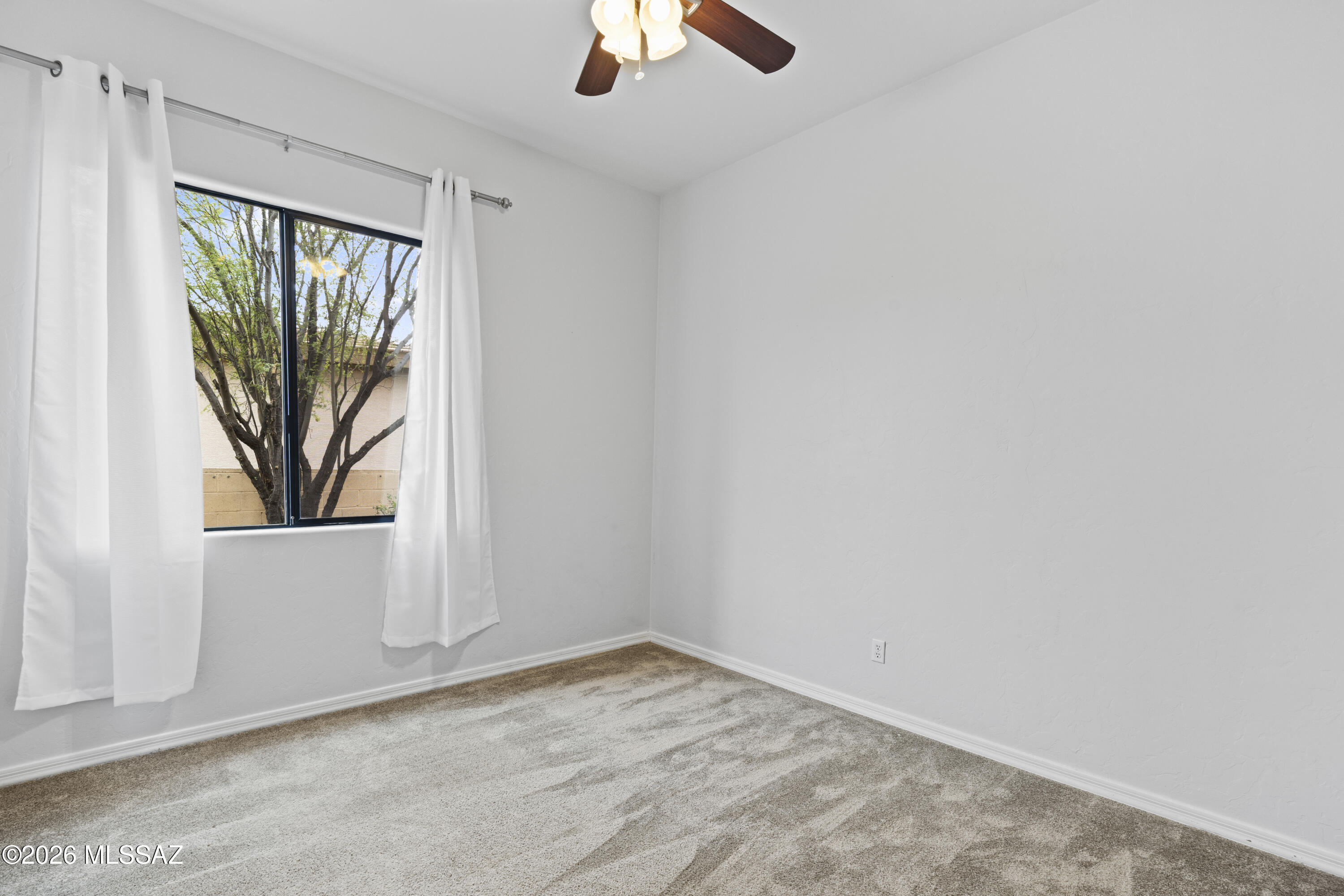 Mira Vista (1-60) - Residential