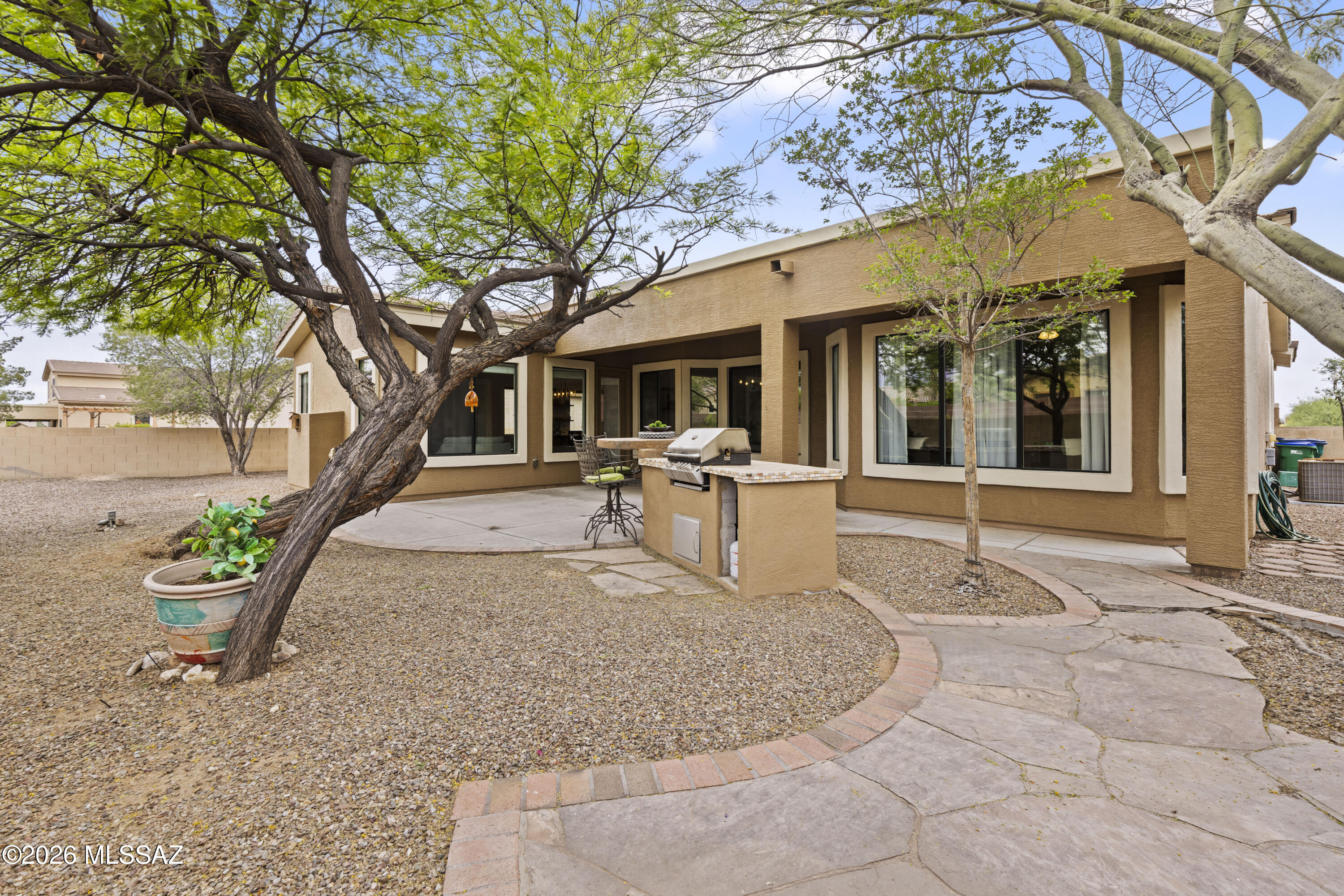 Mira Vista (1-60) - Residential