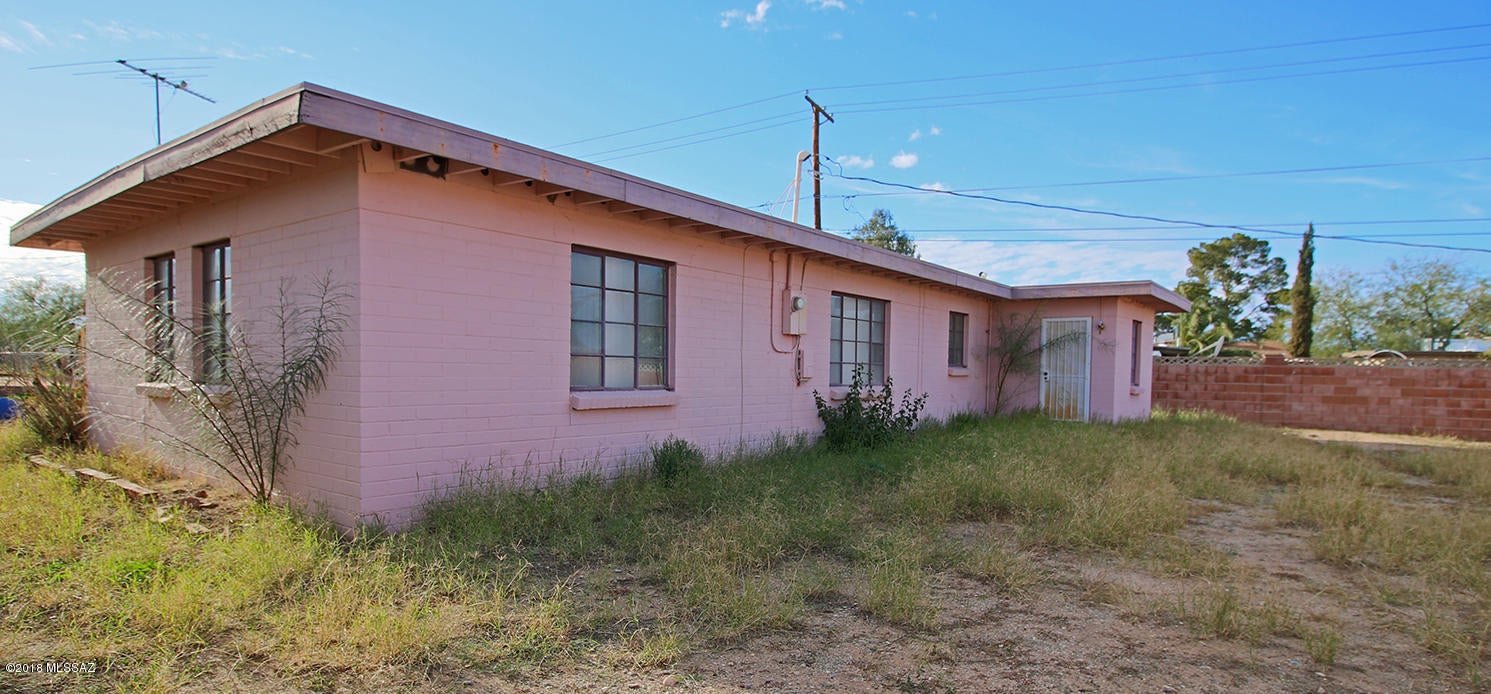 Country Club Park - Residential