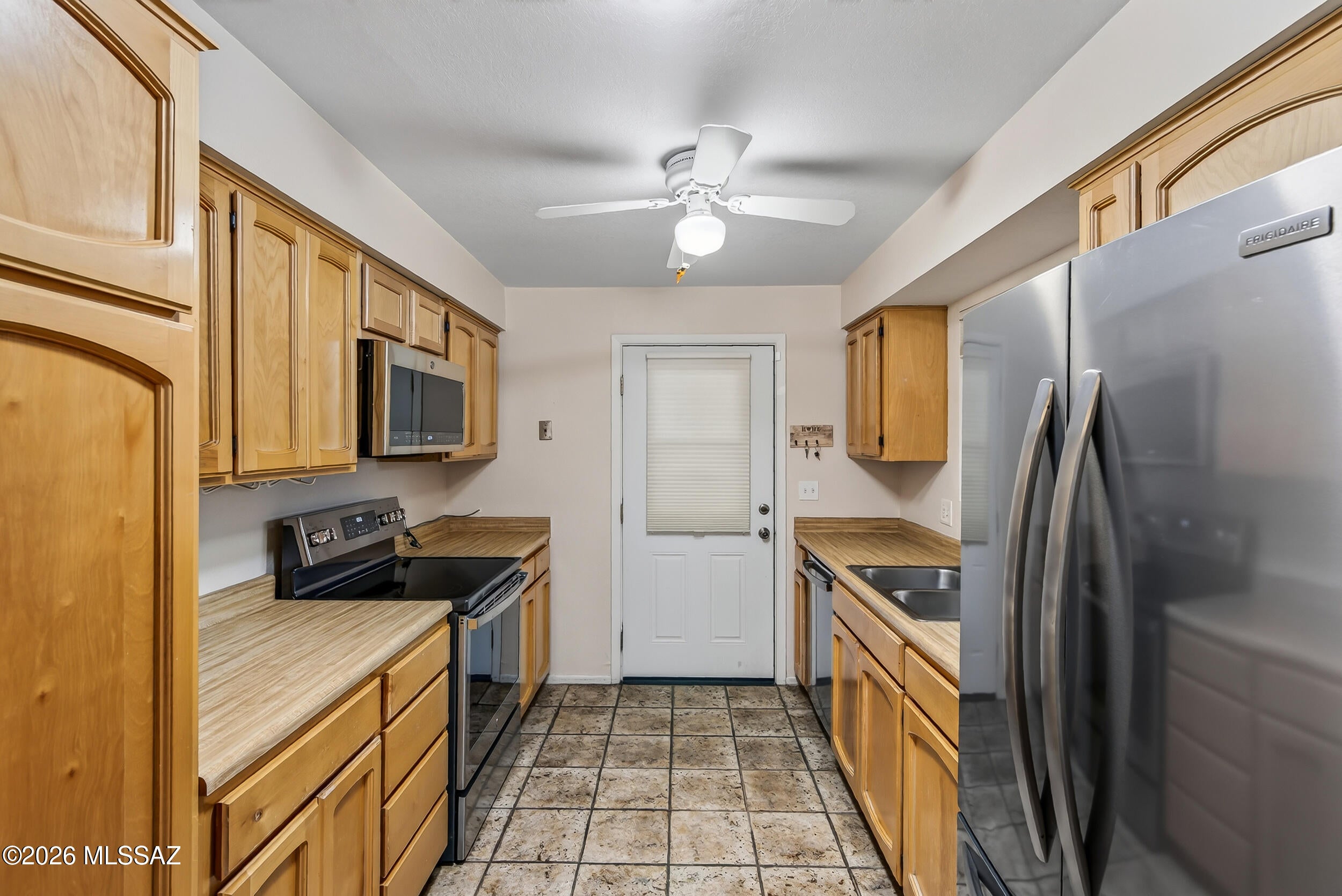 McCormick Place Twnhms Blk I (1-86) - Residential