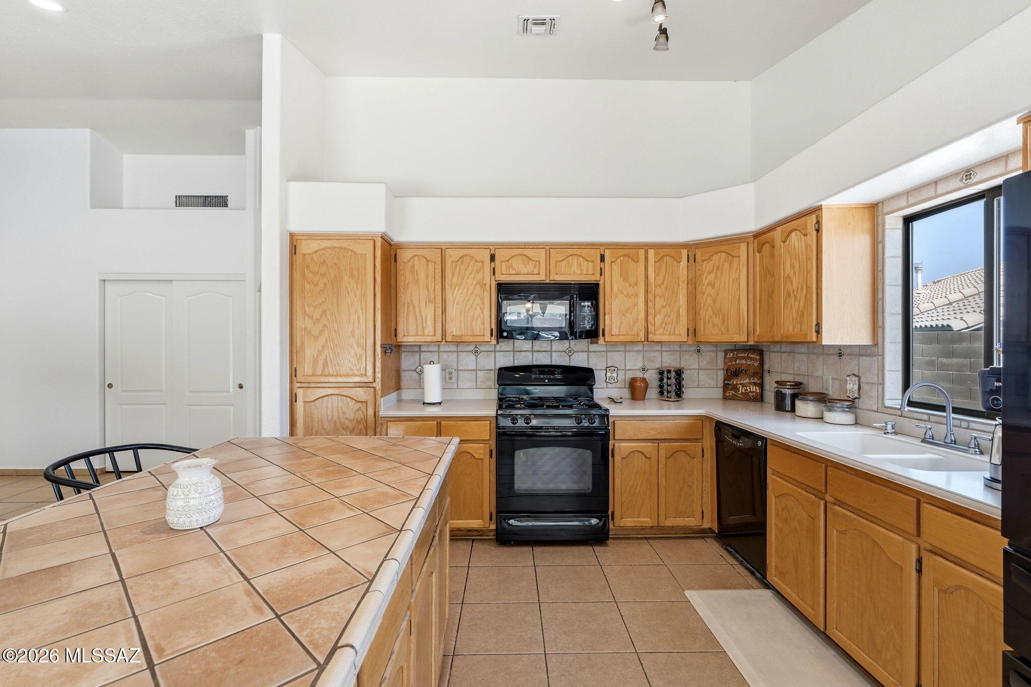 Colonias La Canada (1-82) - Residential