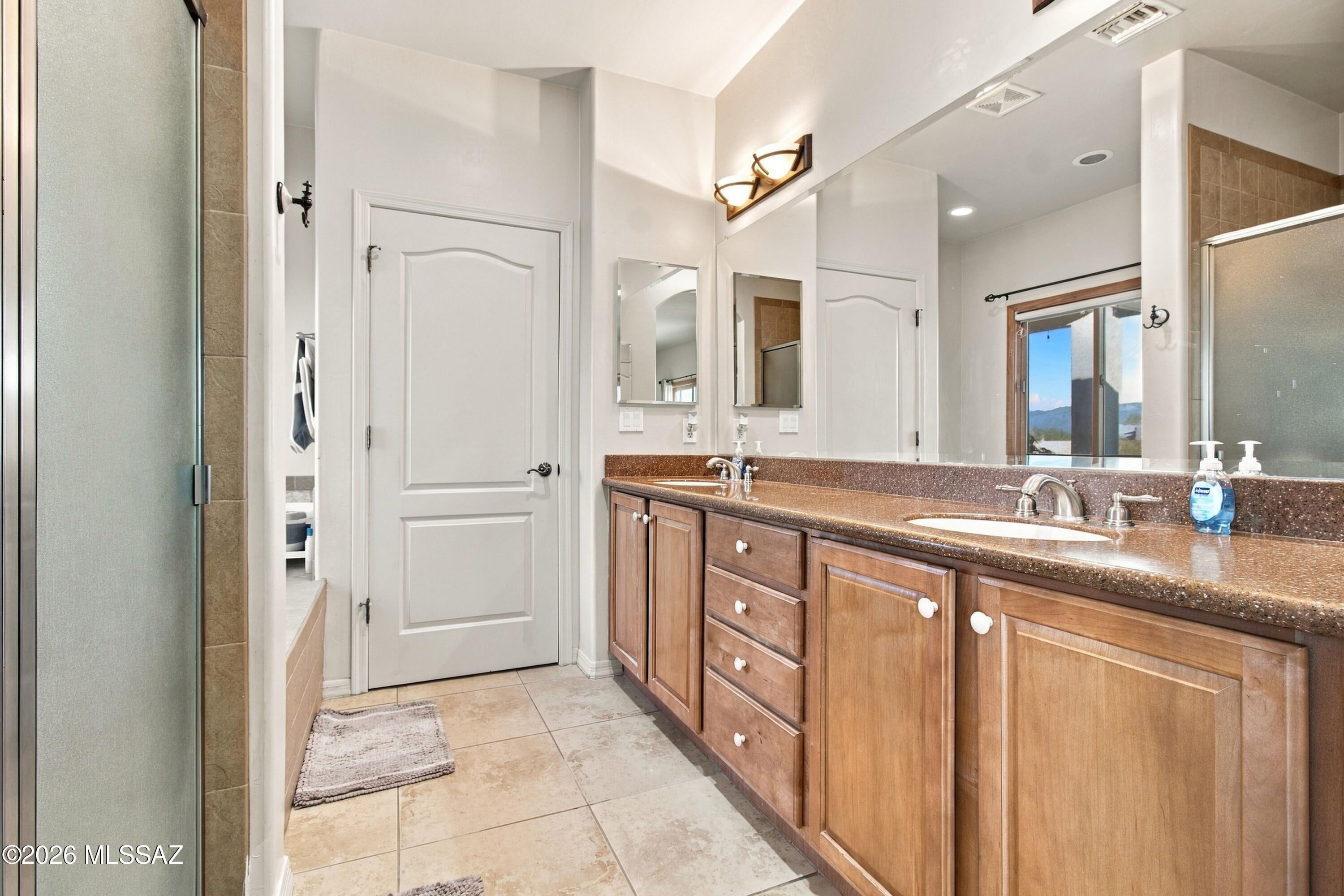 New Tucson Unit NO. 30 - Residential