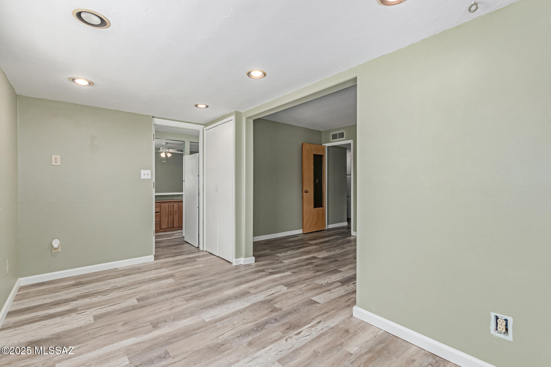 Sherwood Village Terrace (171-230) - Residential