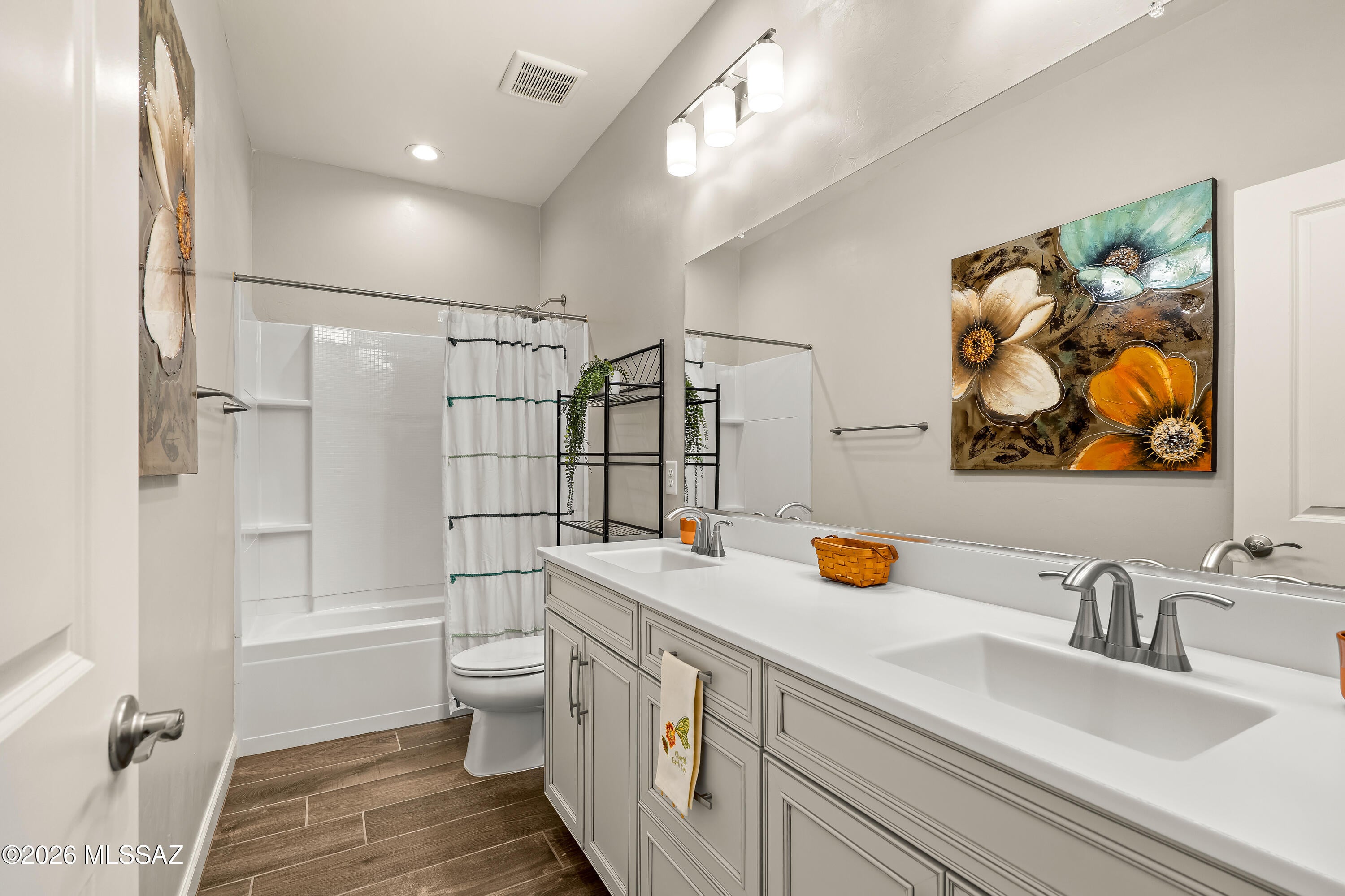 Twin Peaks and Lambert Lane - Residential
