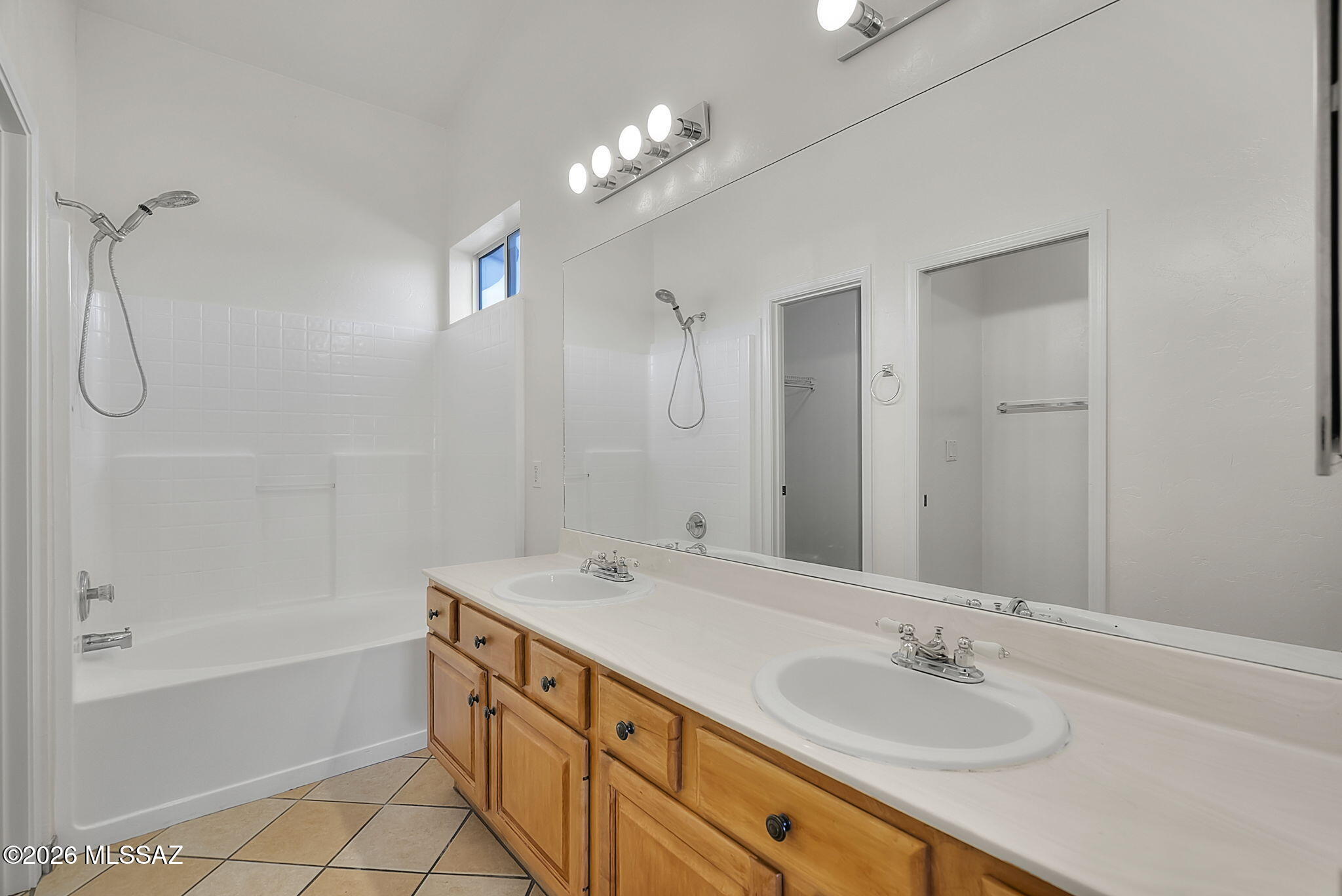 Rio Rico Estates 3 - Residential