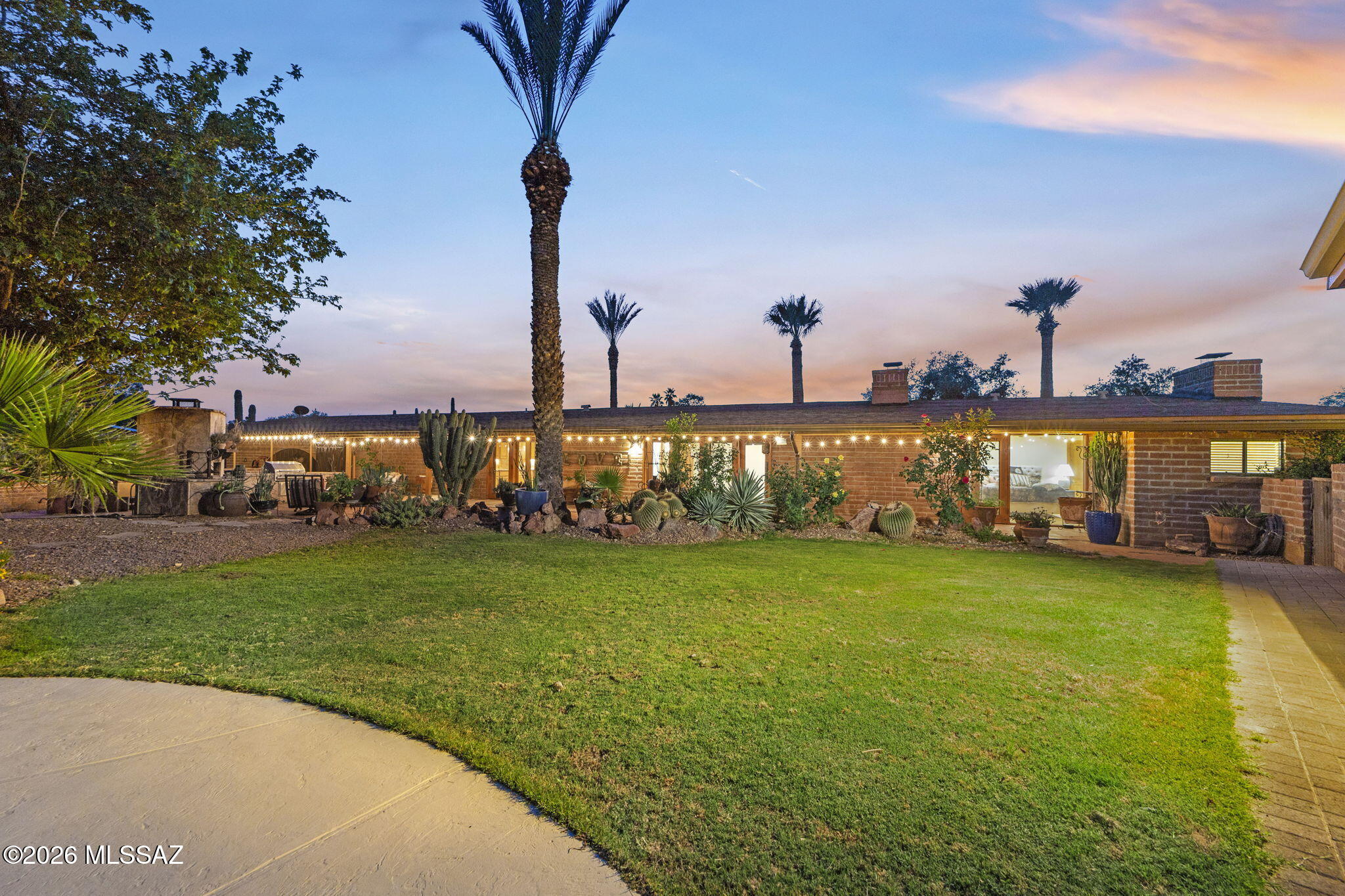 Casas Adobes Estates NO. 2-A Resub. - Residential