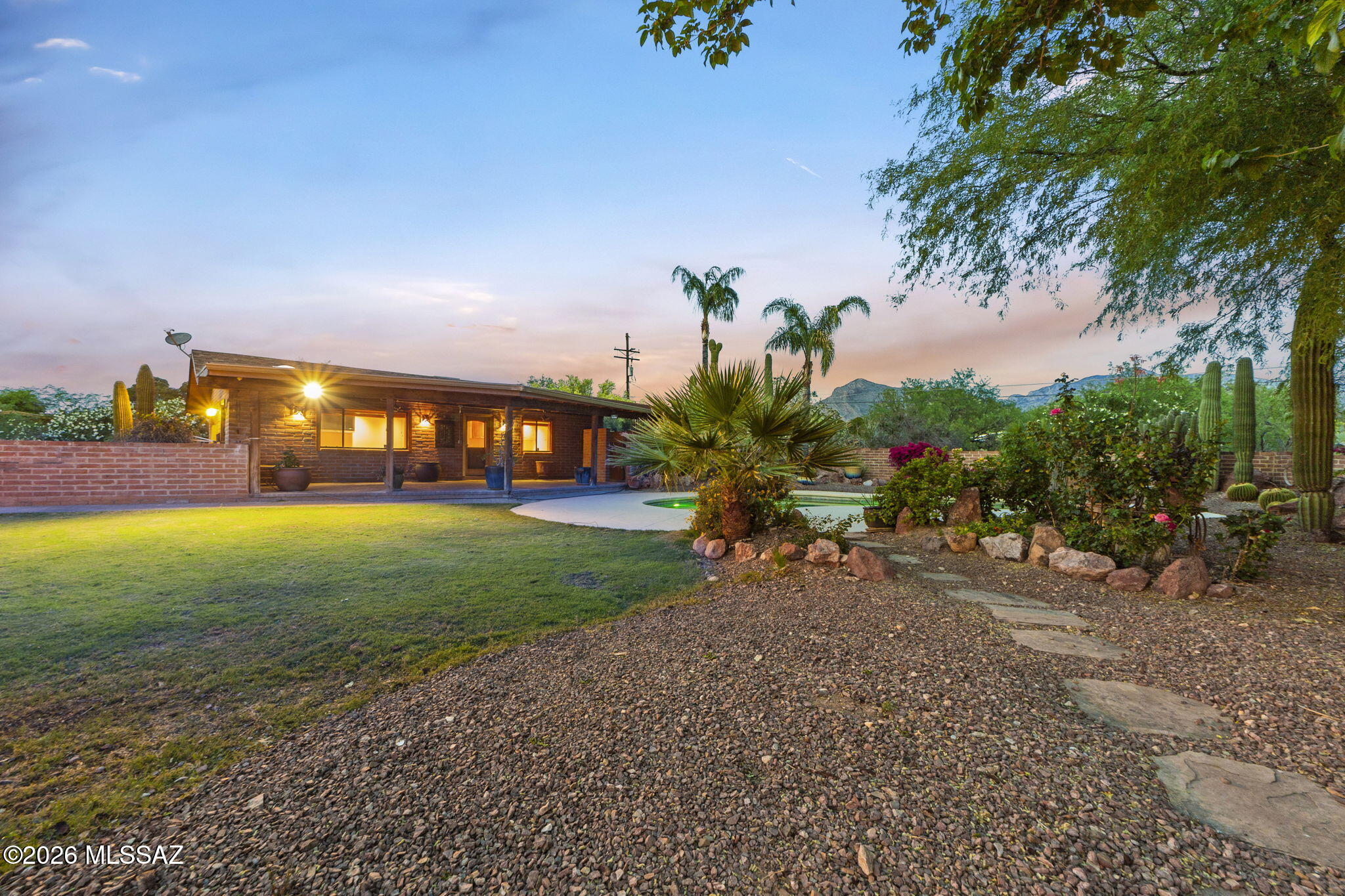 Casas Adobes Estates NO. 2-A Resub. - Residential