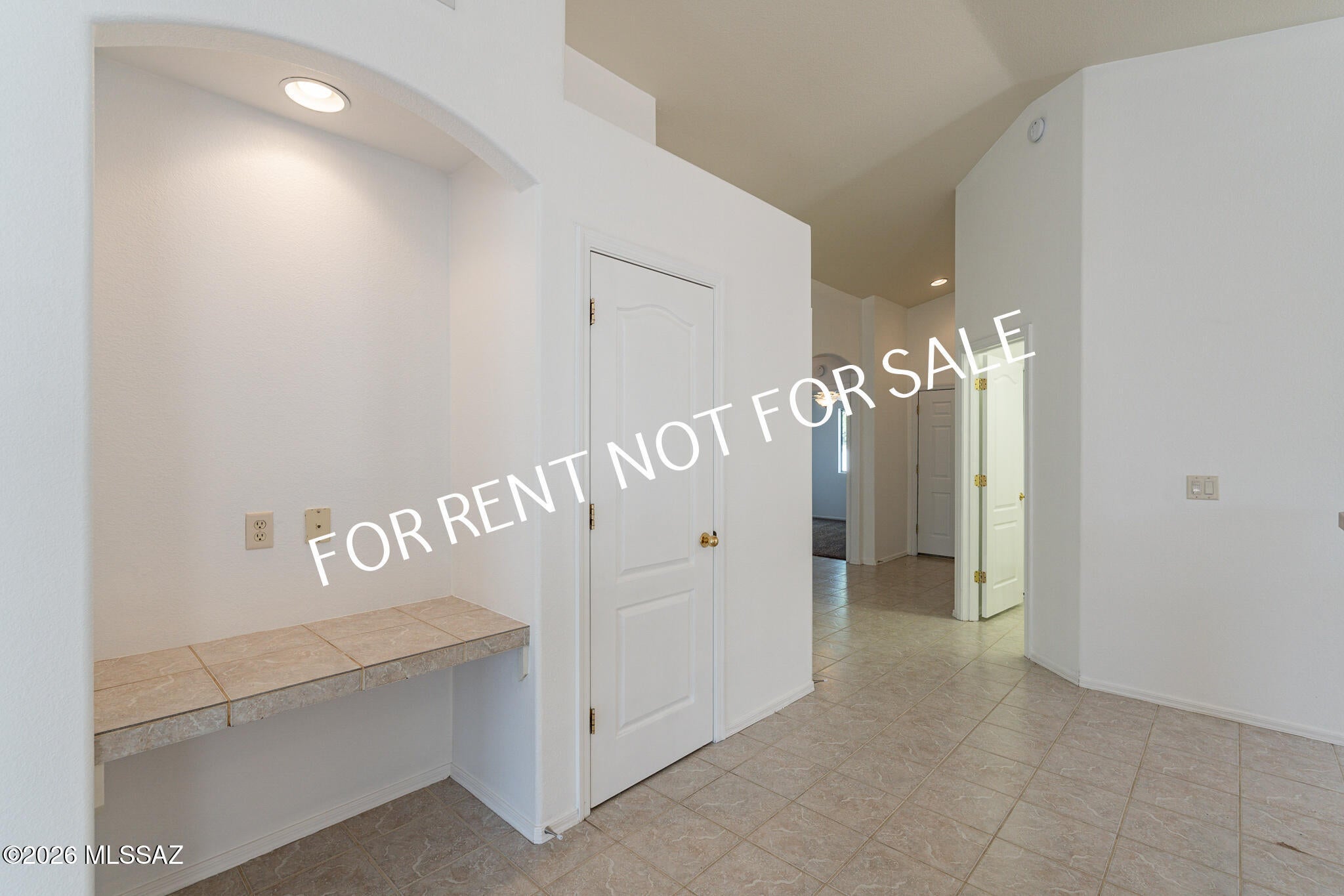 Mona Lisa Heights II - Residential Lease