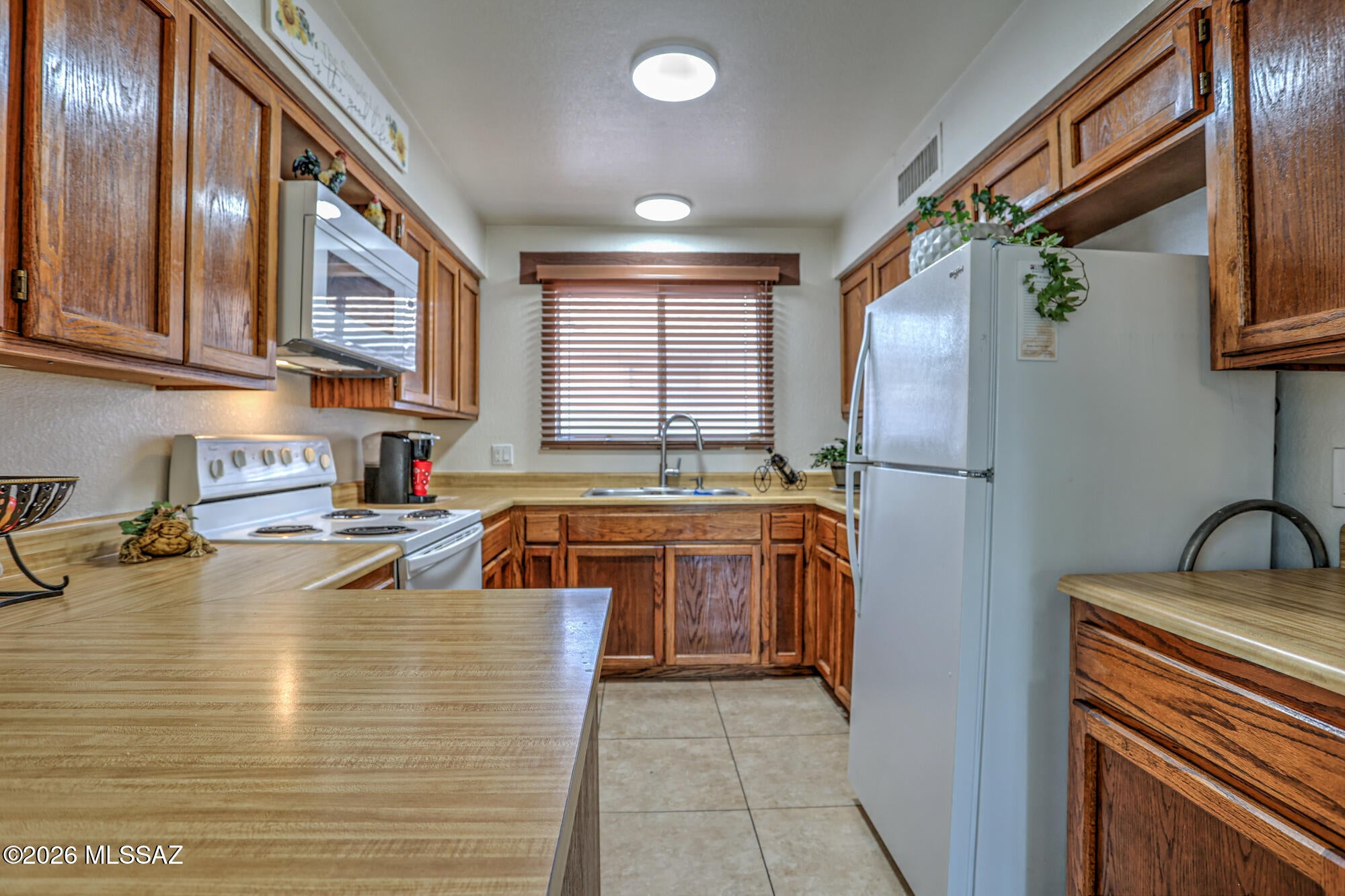 Waters Edge Condos. - Residential
