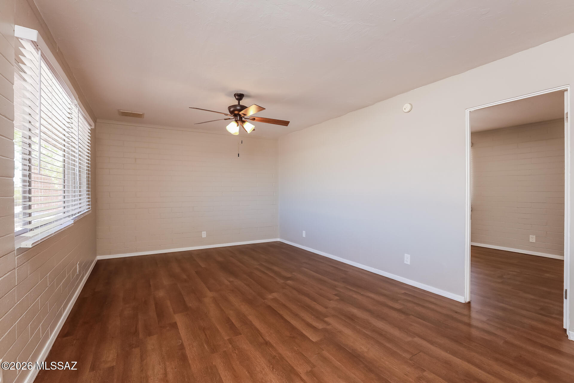 Vista Del Prado (1-274) - Residential Lease