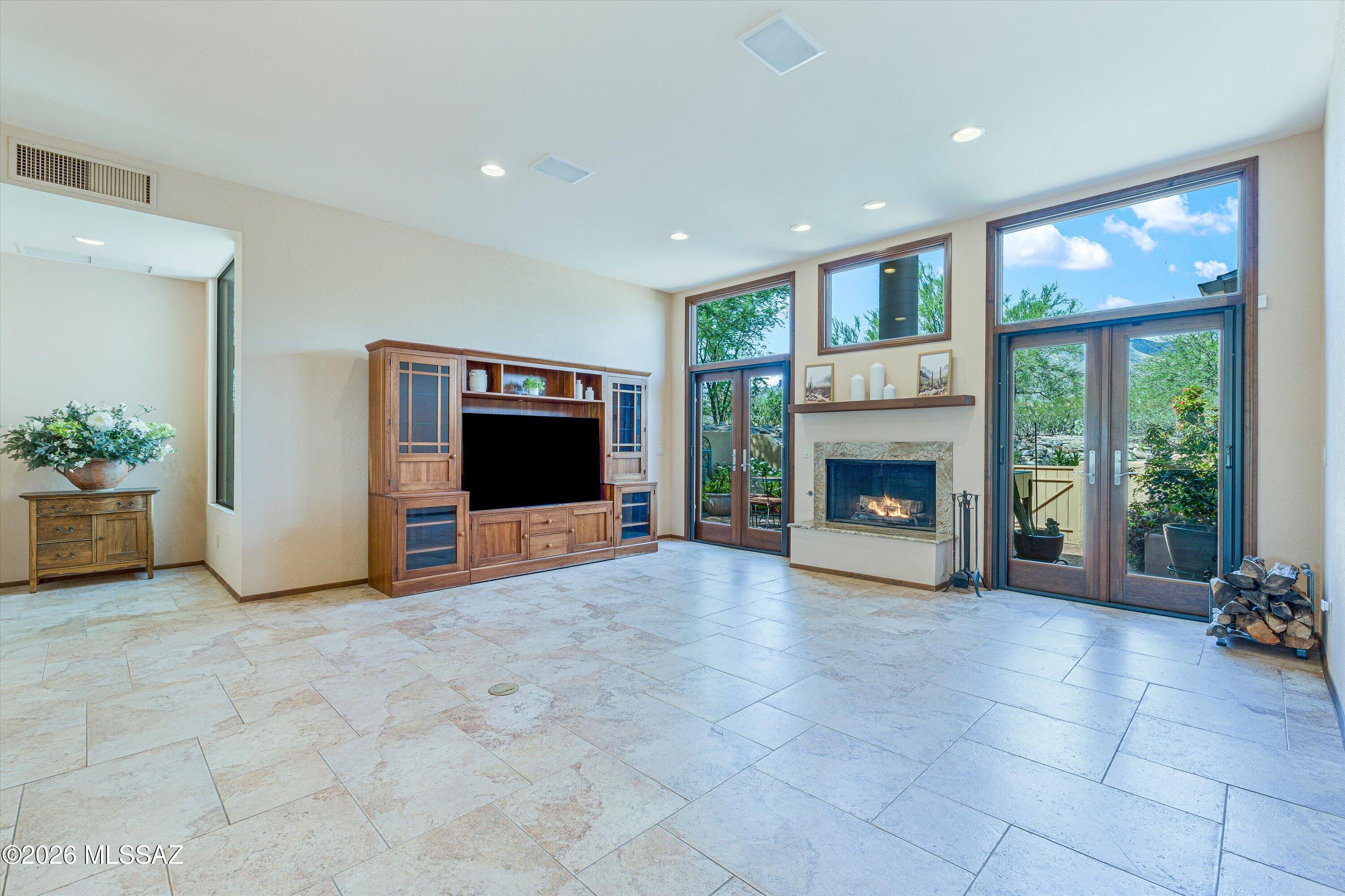 Heatherwood Hills (73-277) - Residential