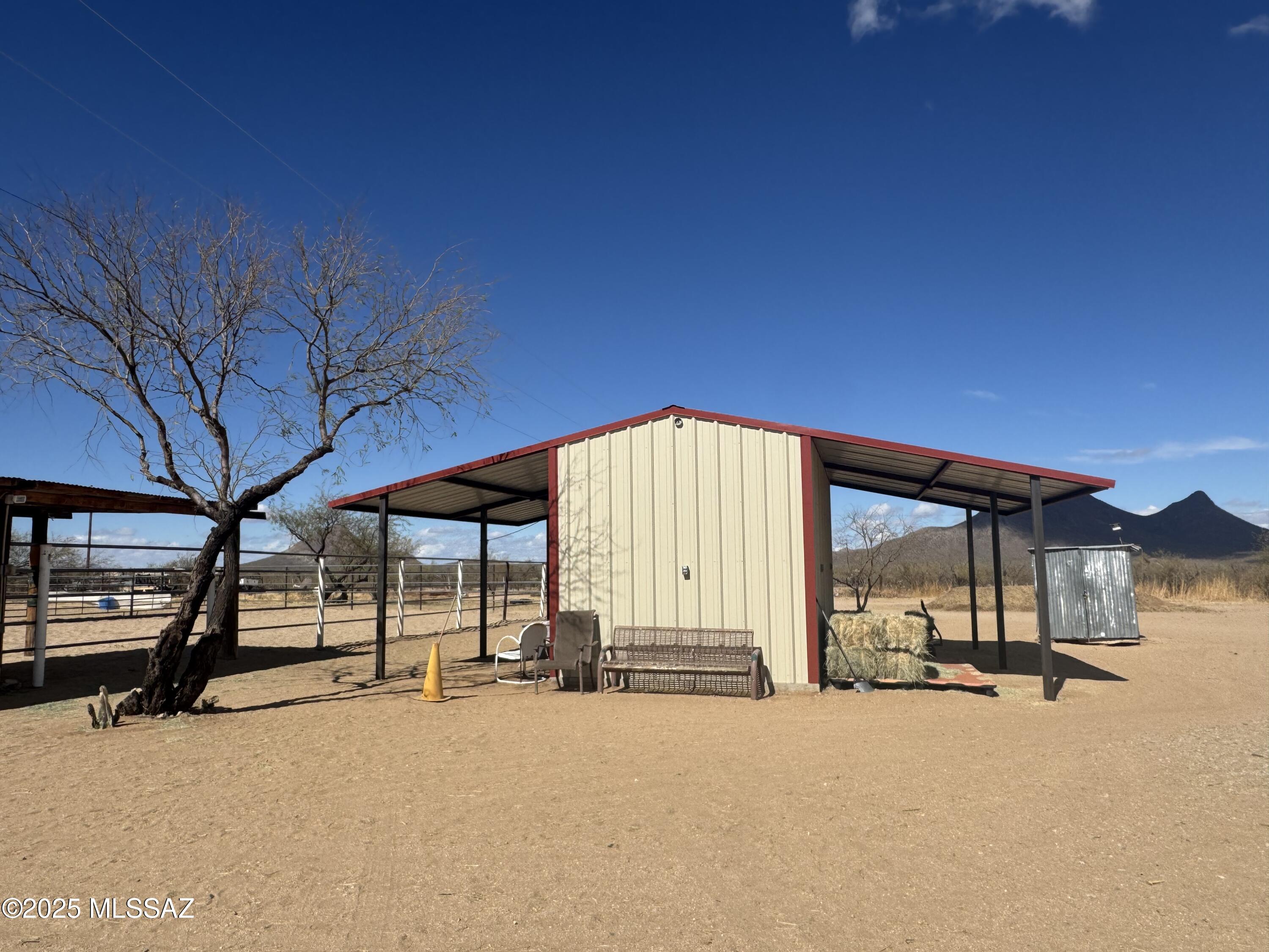 Hayhook Ranch - Residential