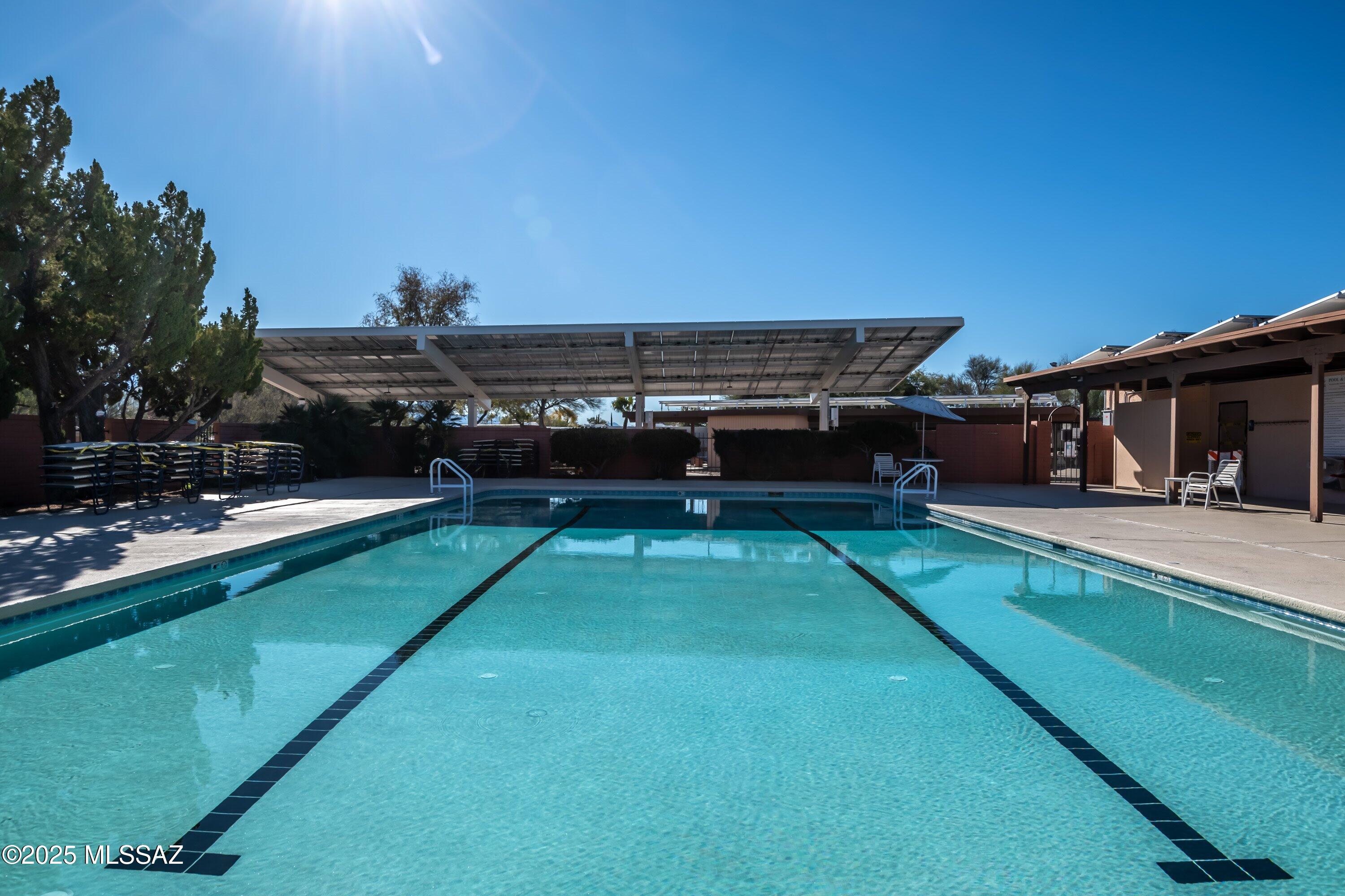 Green Valley Townhouses NO.7 - Residential