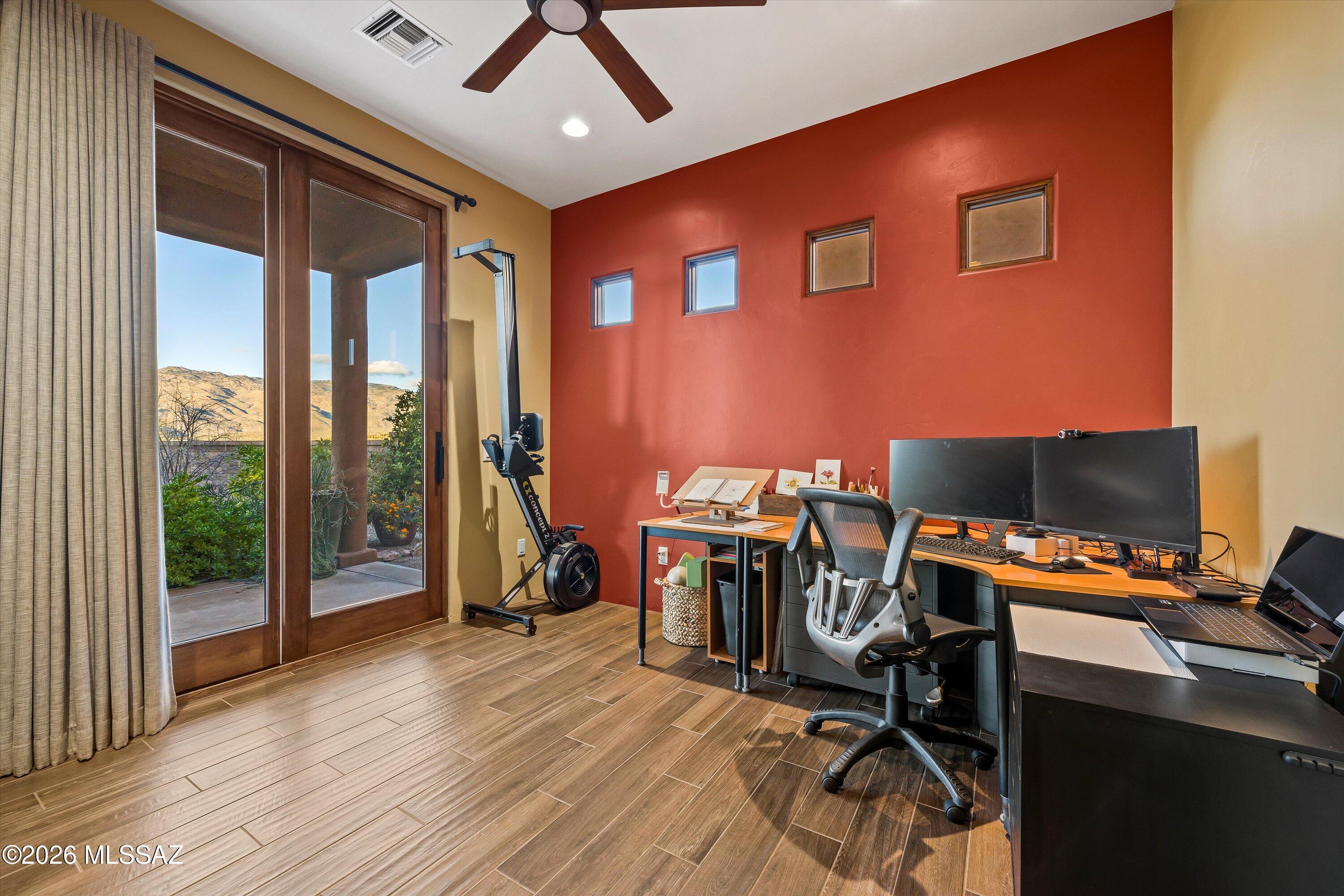 Coyote Creek (1-395) - Residential