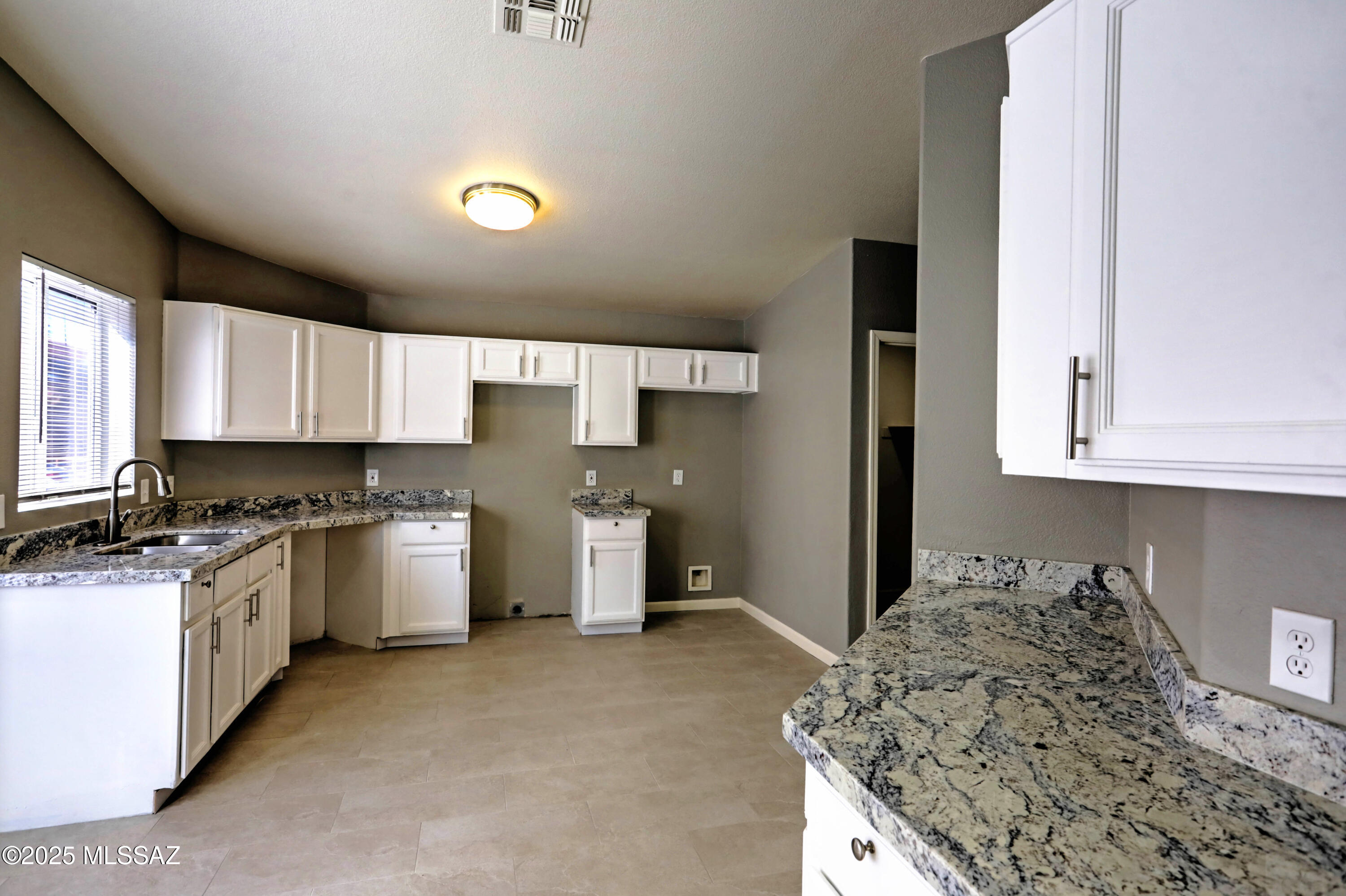 Fairway Groves (215-287) - Residential