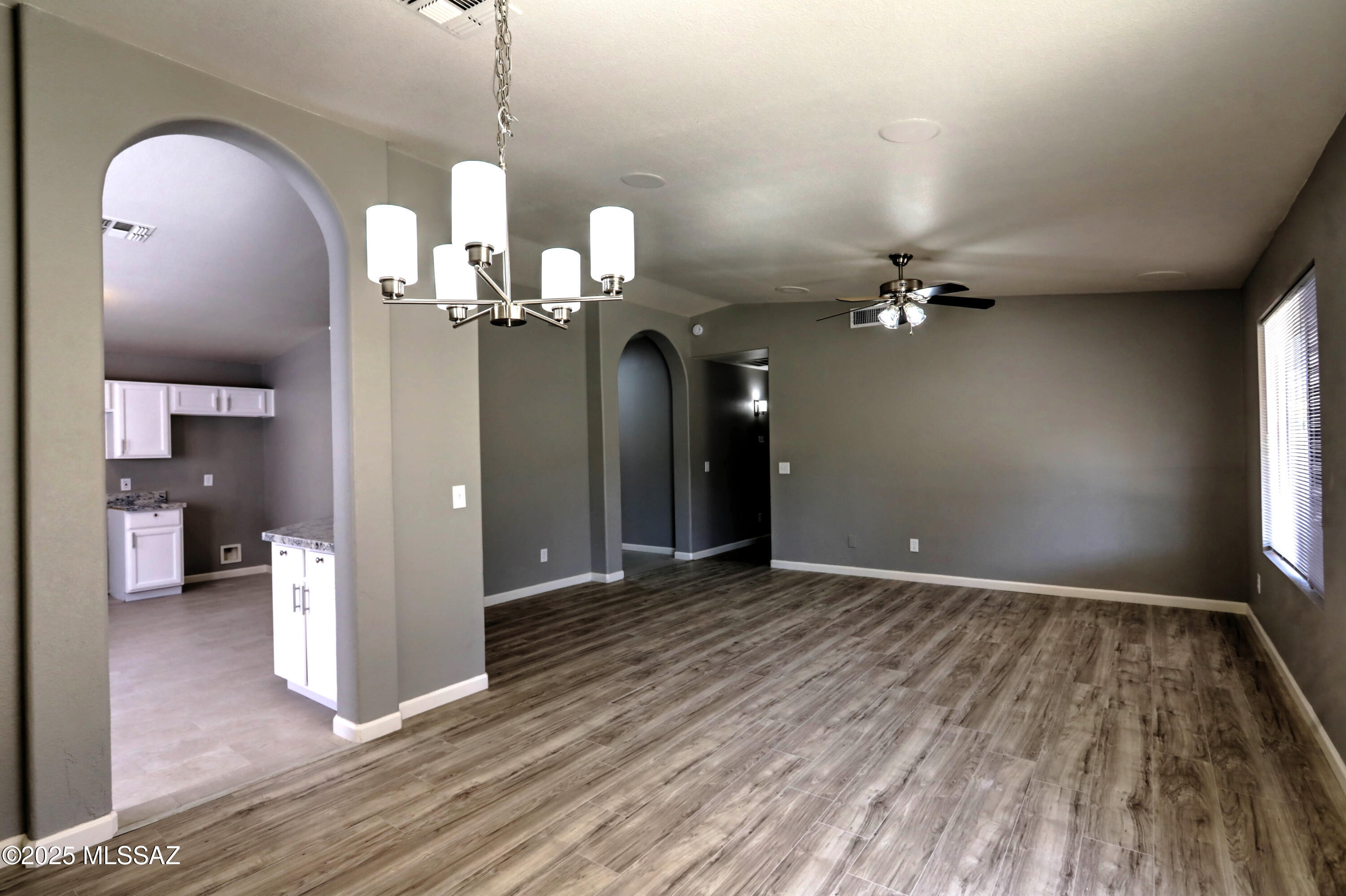 Fairway Groves (215-287) - Residential