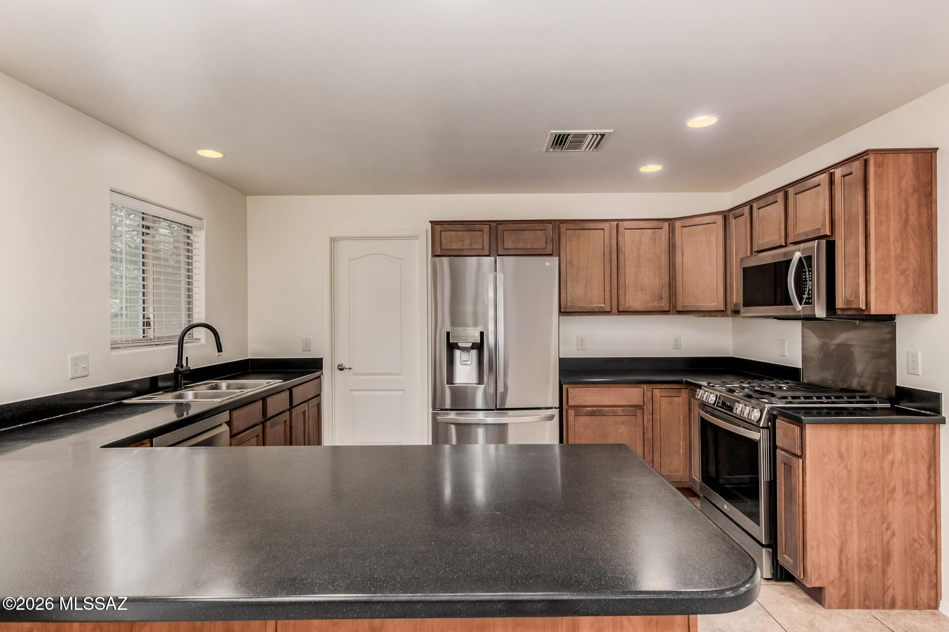 Allen Road Townhomes (1-18) - Residential