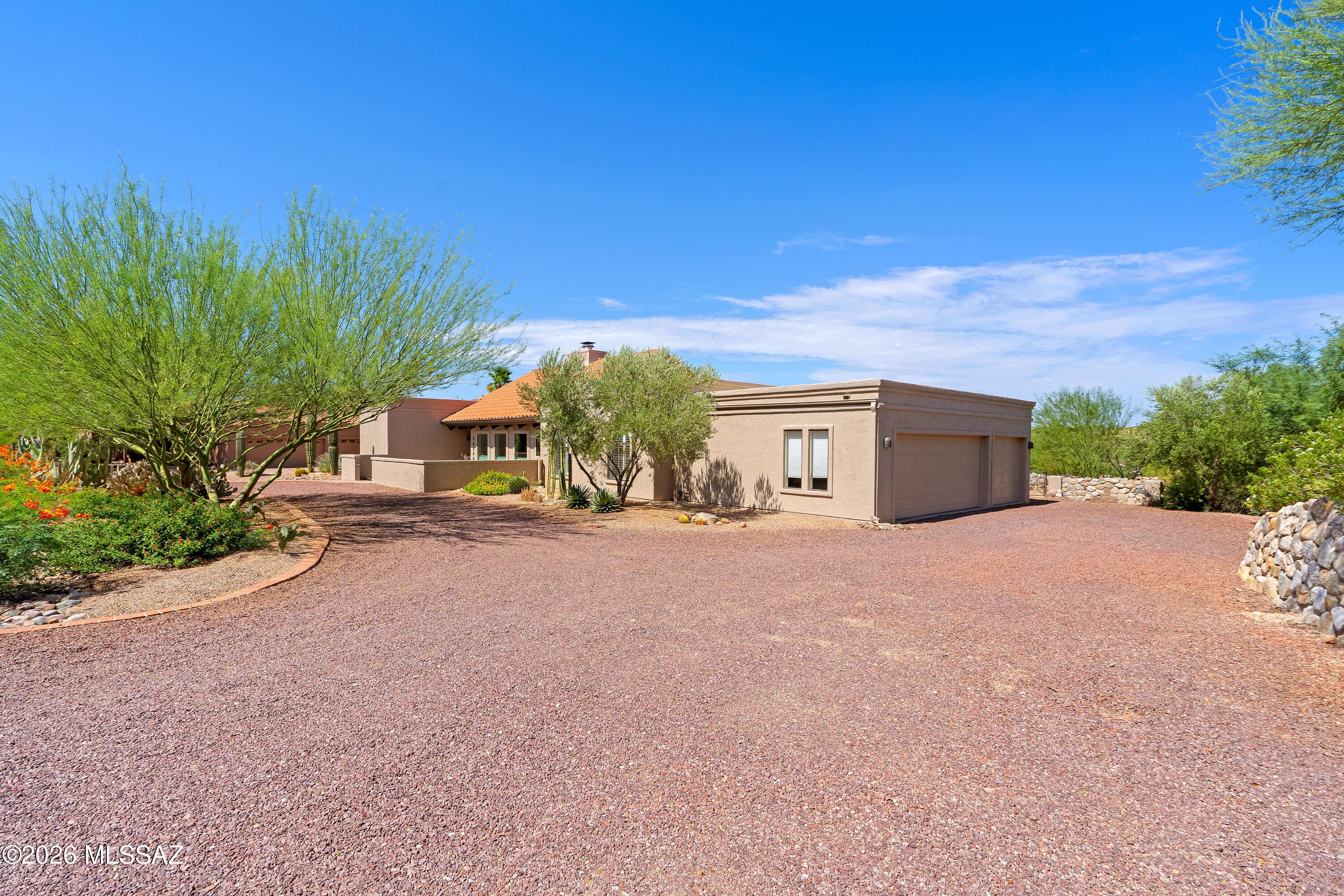Monte Del Oro (1-187) - Residential