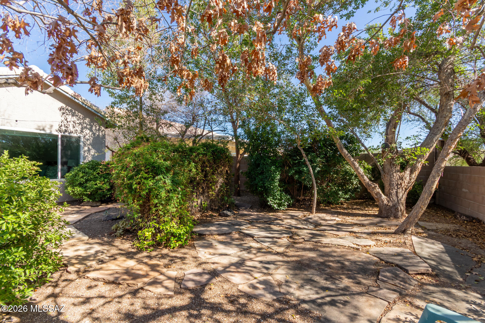 Hacienda Del Oro (1-879) - Residential