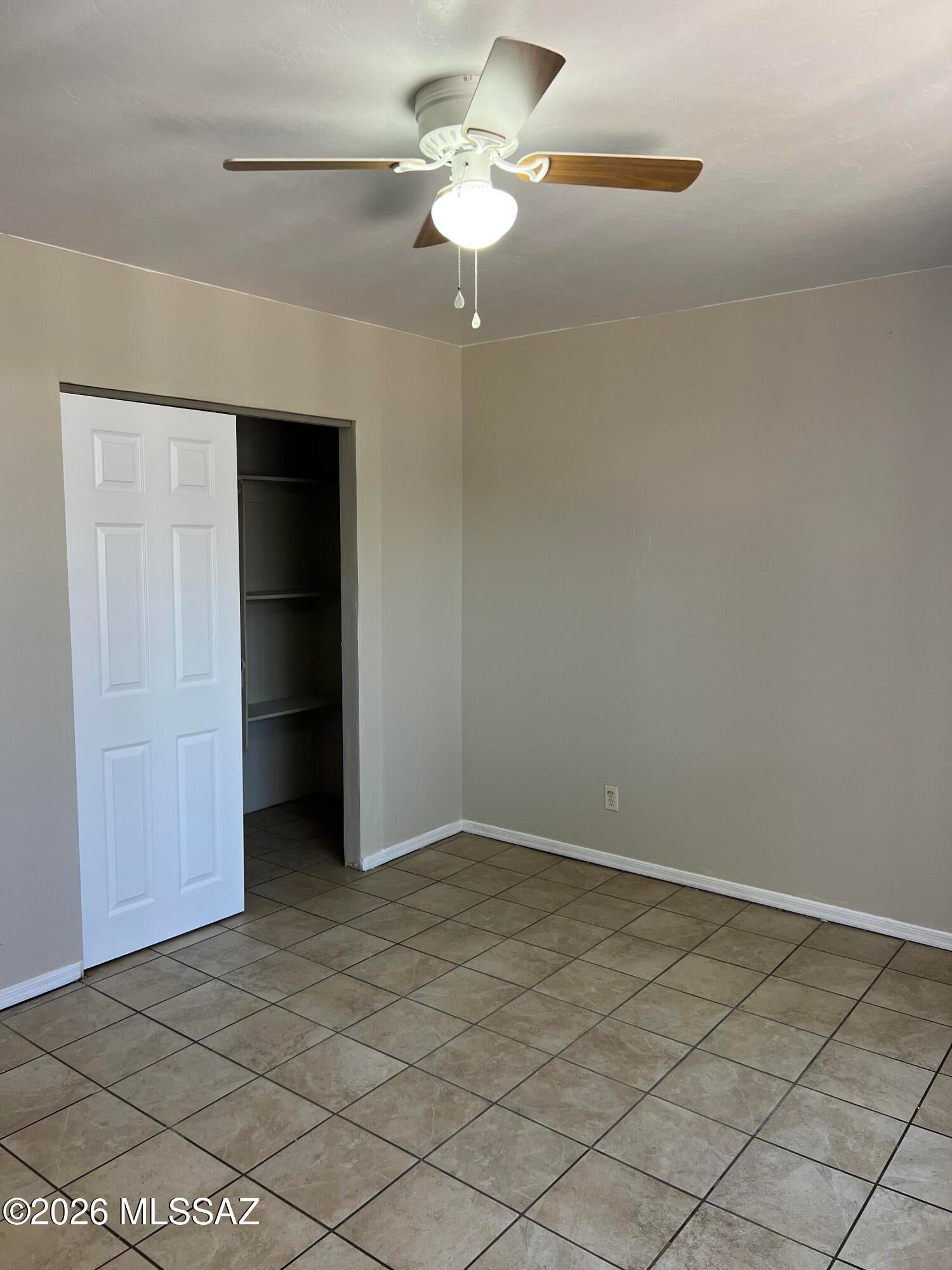 Valencia - Residential Lease