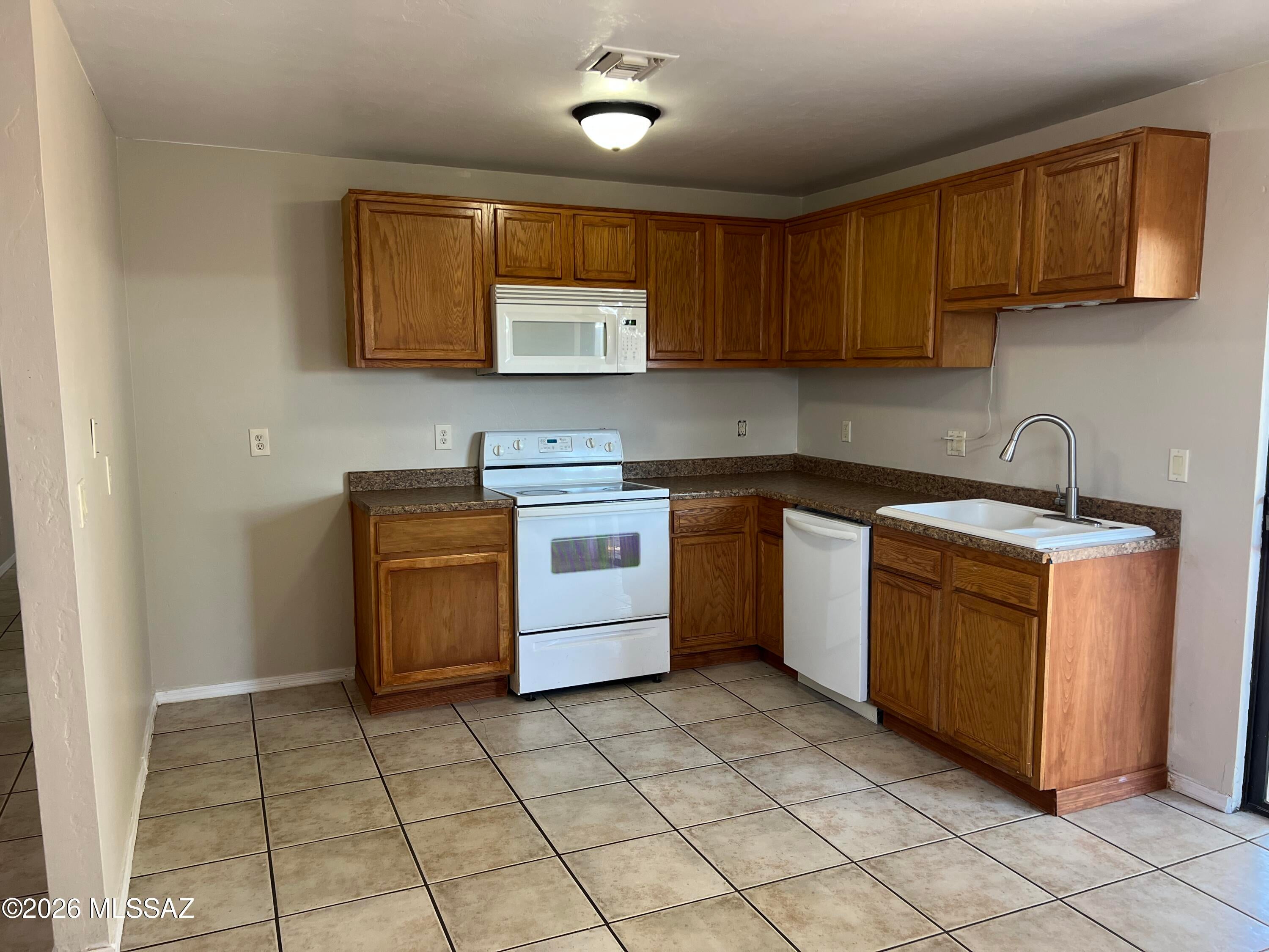 Valencia - Residential Lease