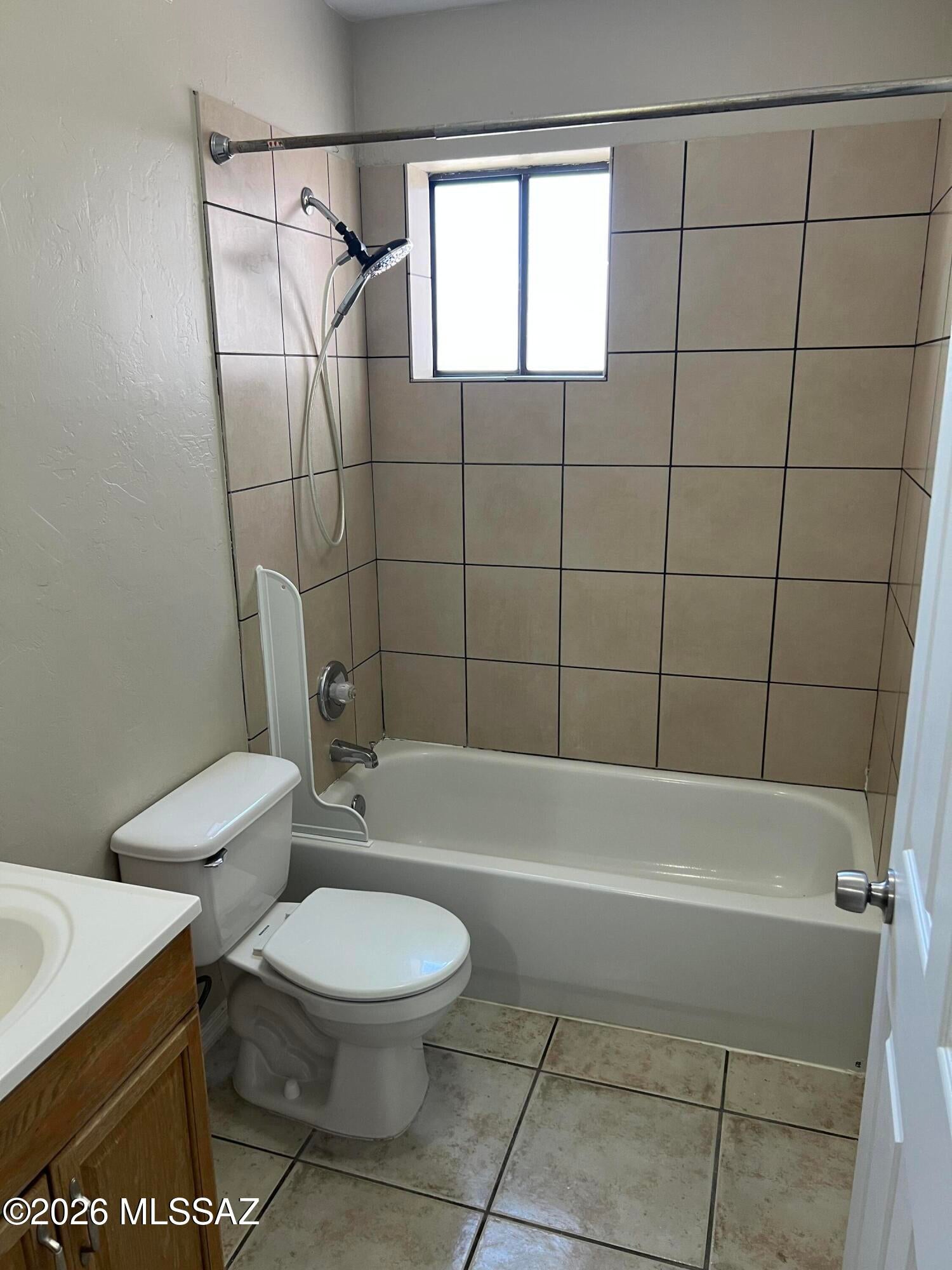 Valencia - Residential Lease