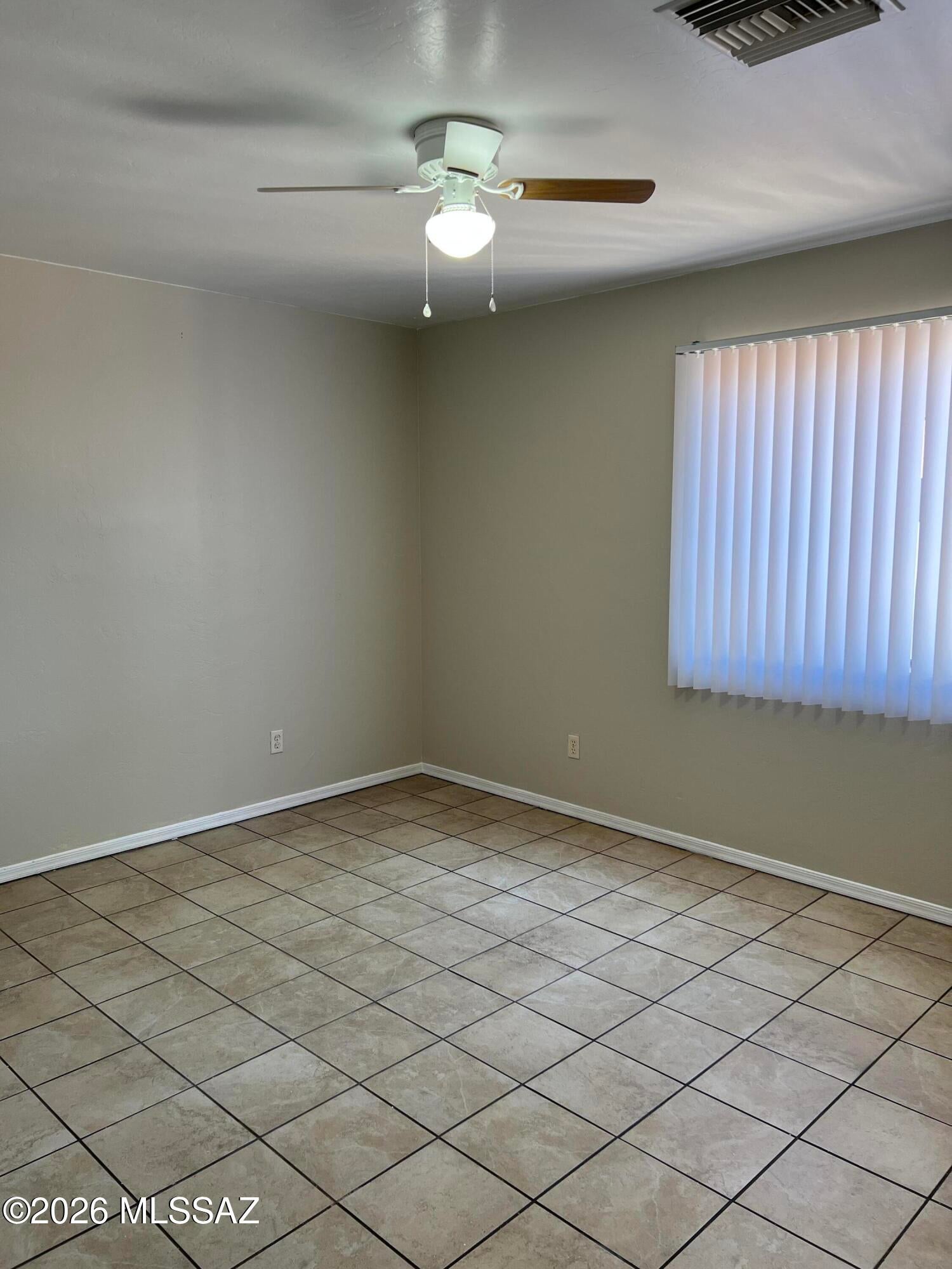 Valencia - Residential Lease
