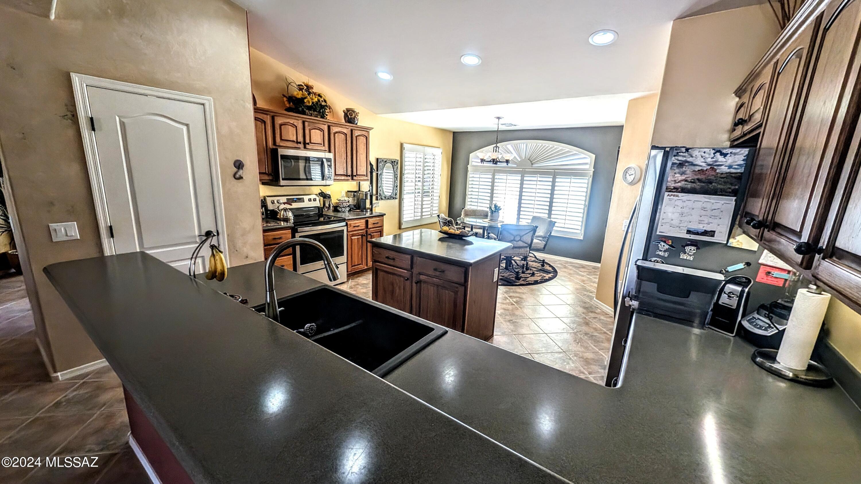 Saddlebrooke - Residential Lease