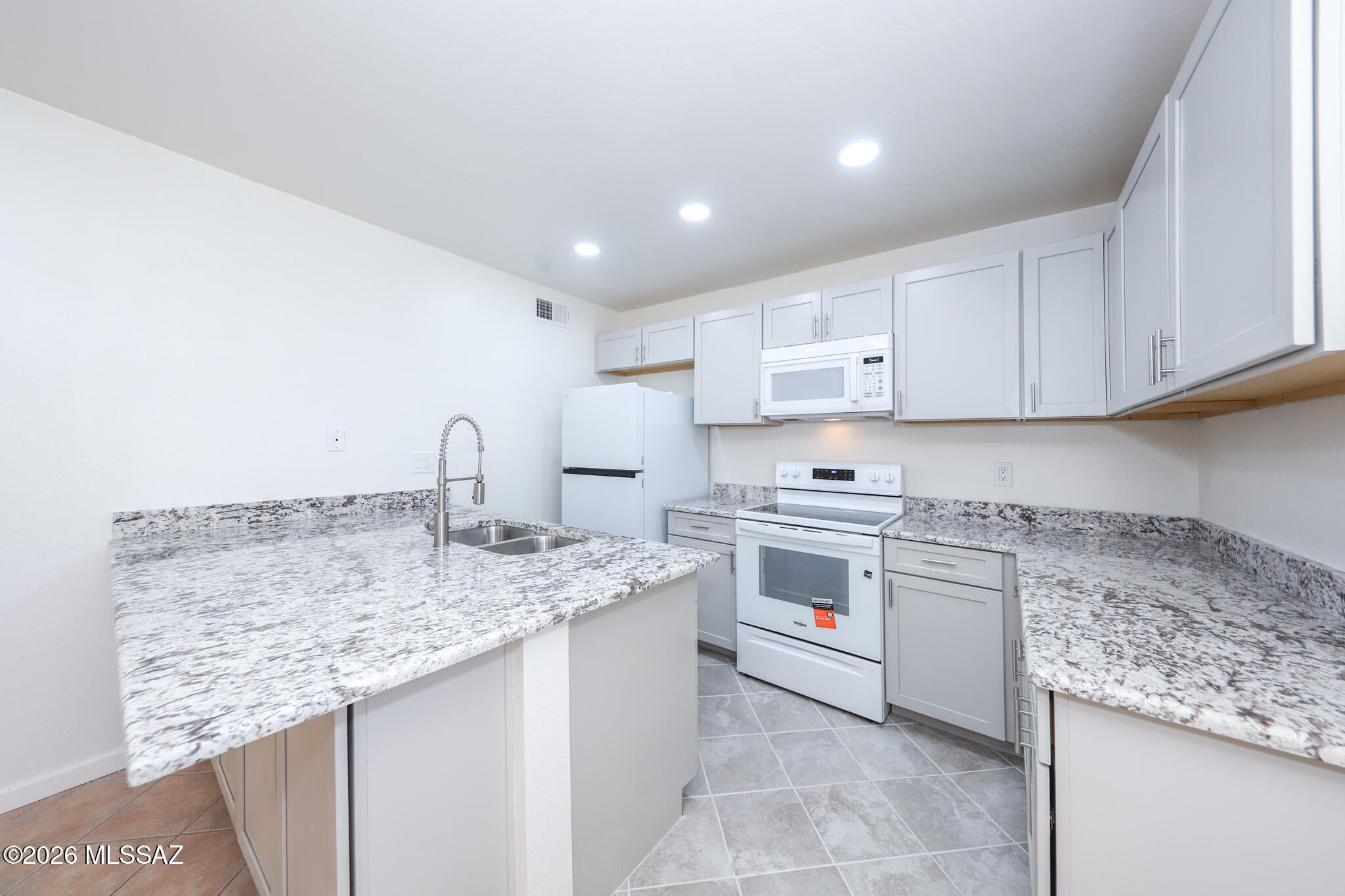 Monte Catalina Estates (1-10) - Residential Lease