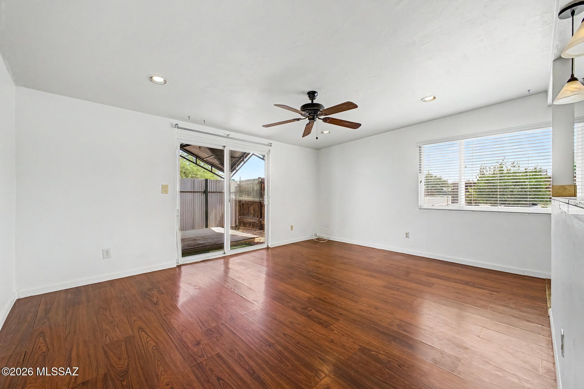 Vista Del Prado NO. 5 (1-72) - Residential
