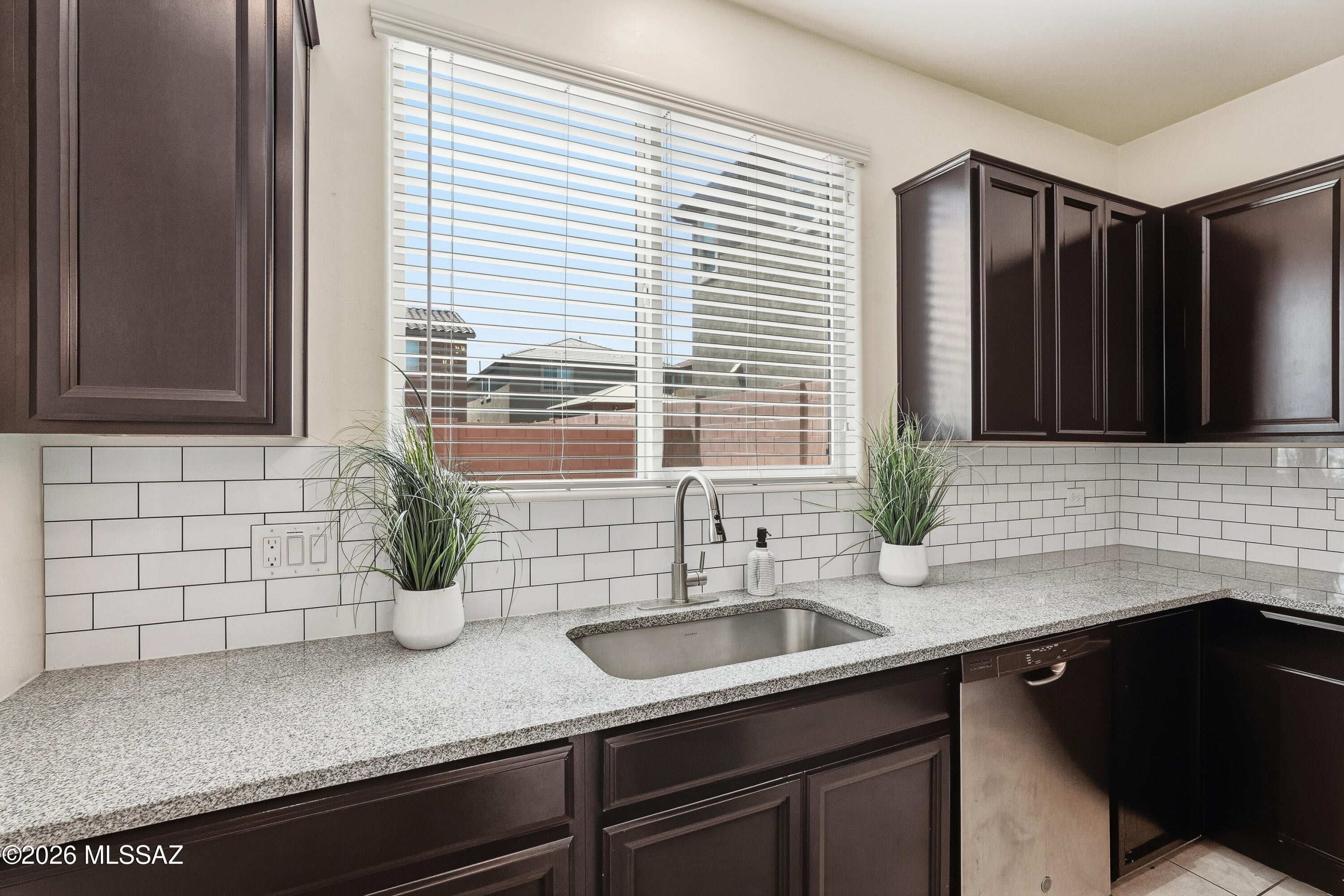 Entrada La Villita SQ20161810742 - Residential