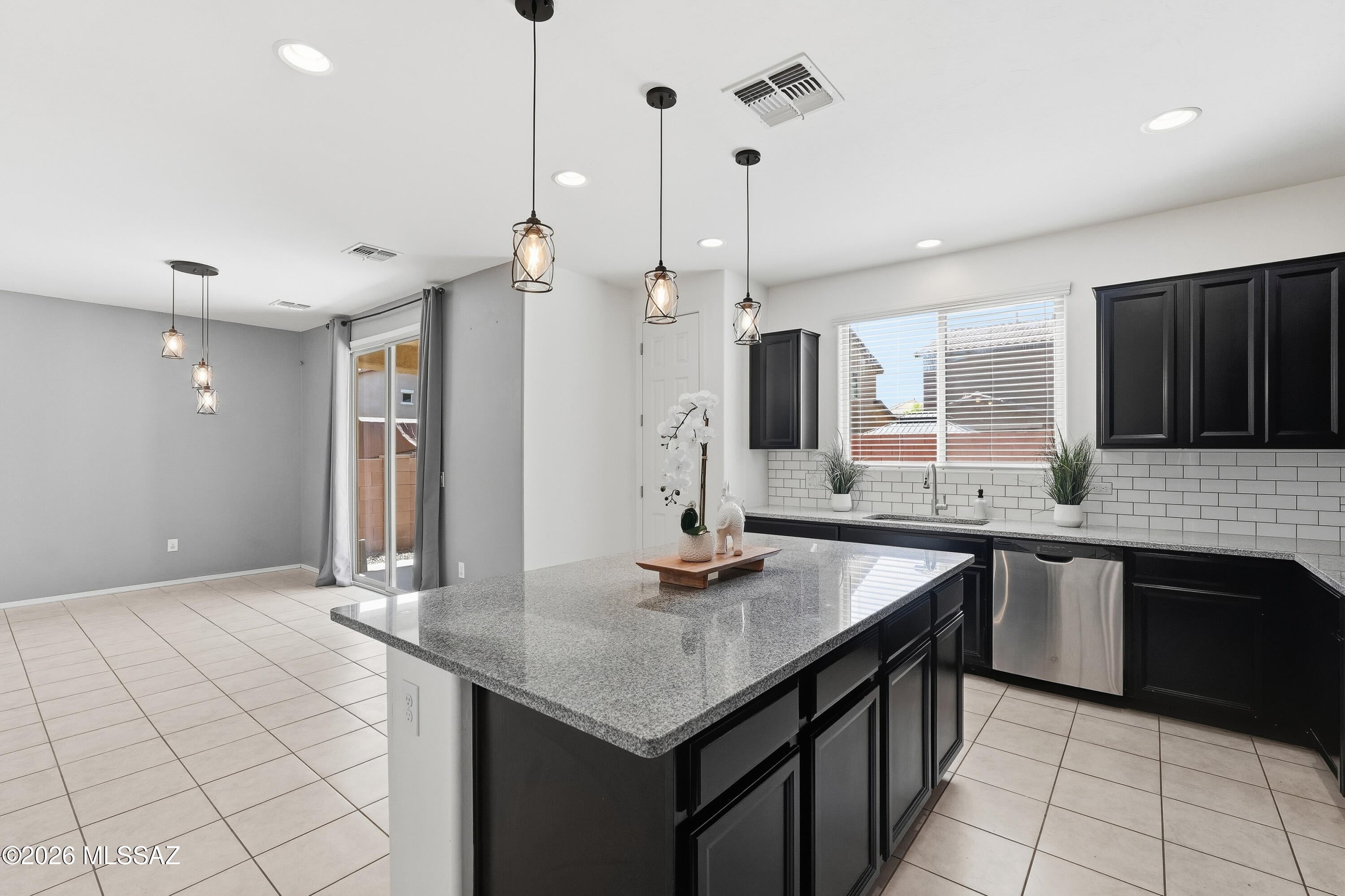 Entrada La Villita SQ20161810742 - Residential