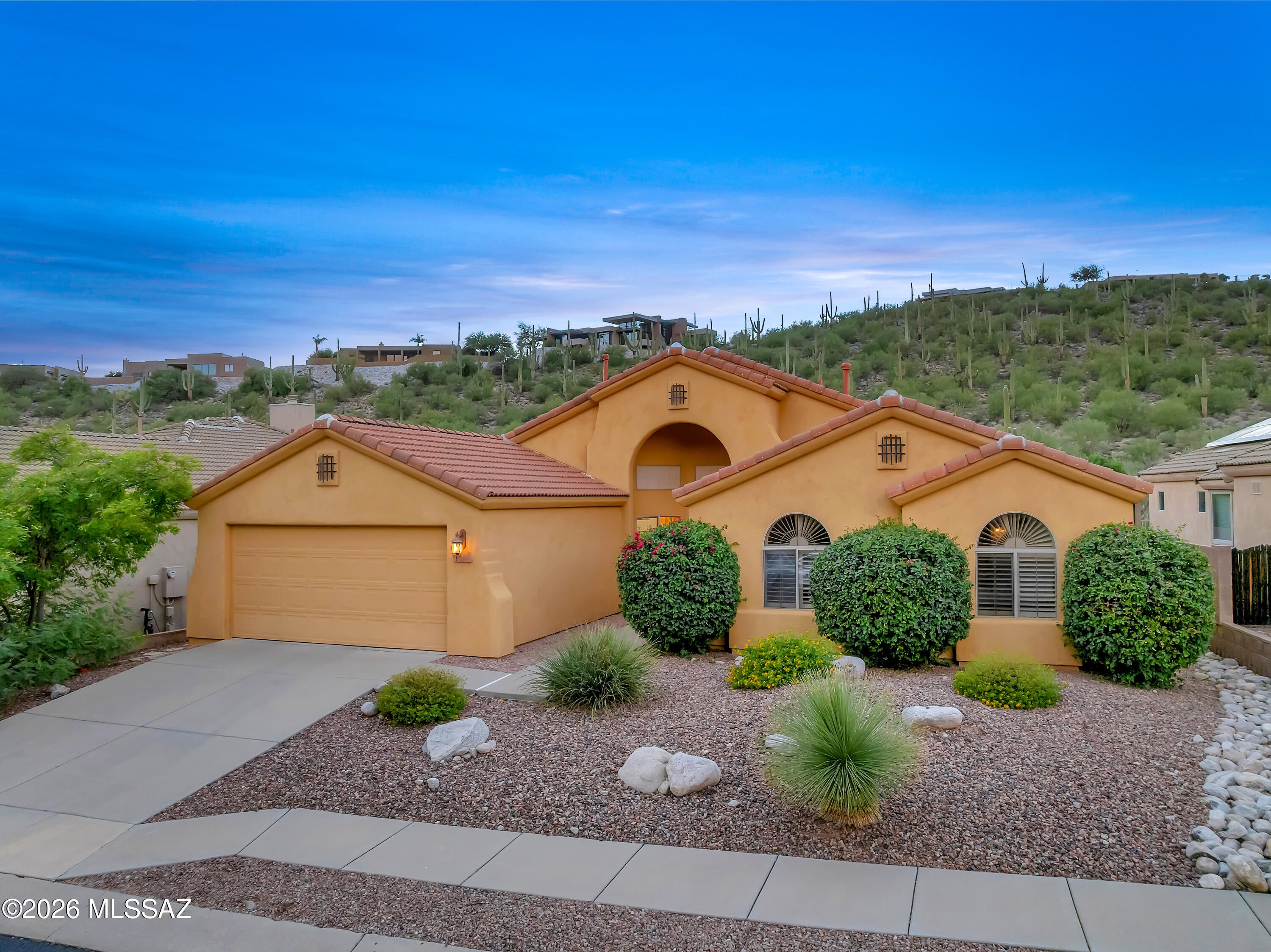Sabino Mountain (1-290) - Residential