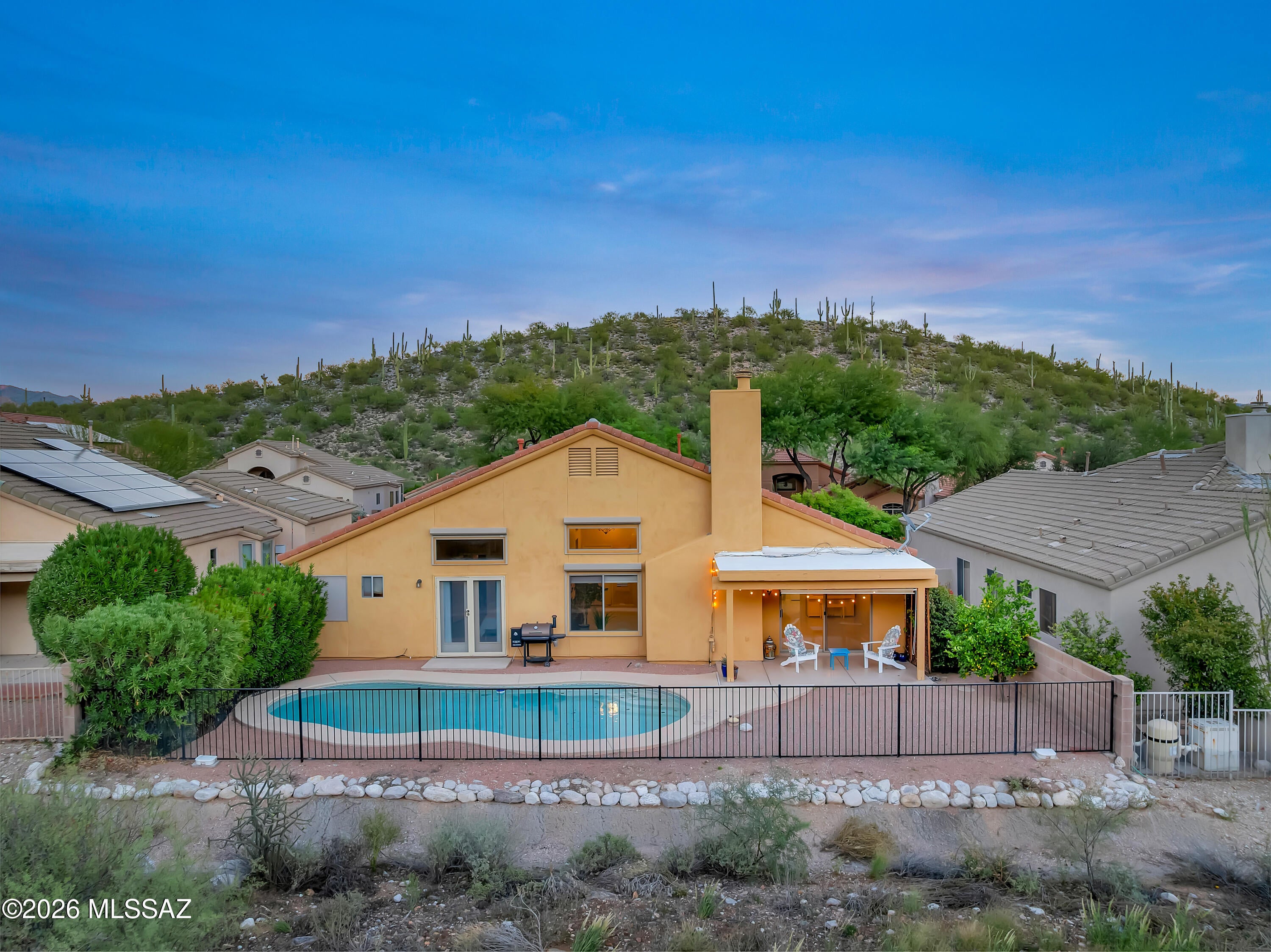 Sabino Mountain (1-290) - Residential