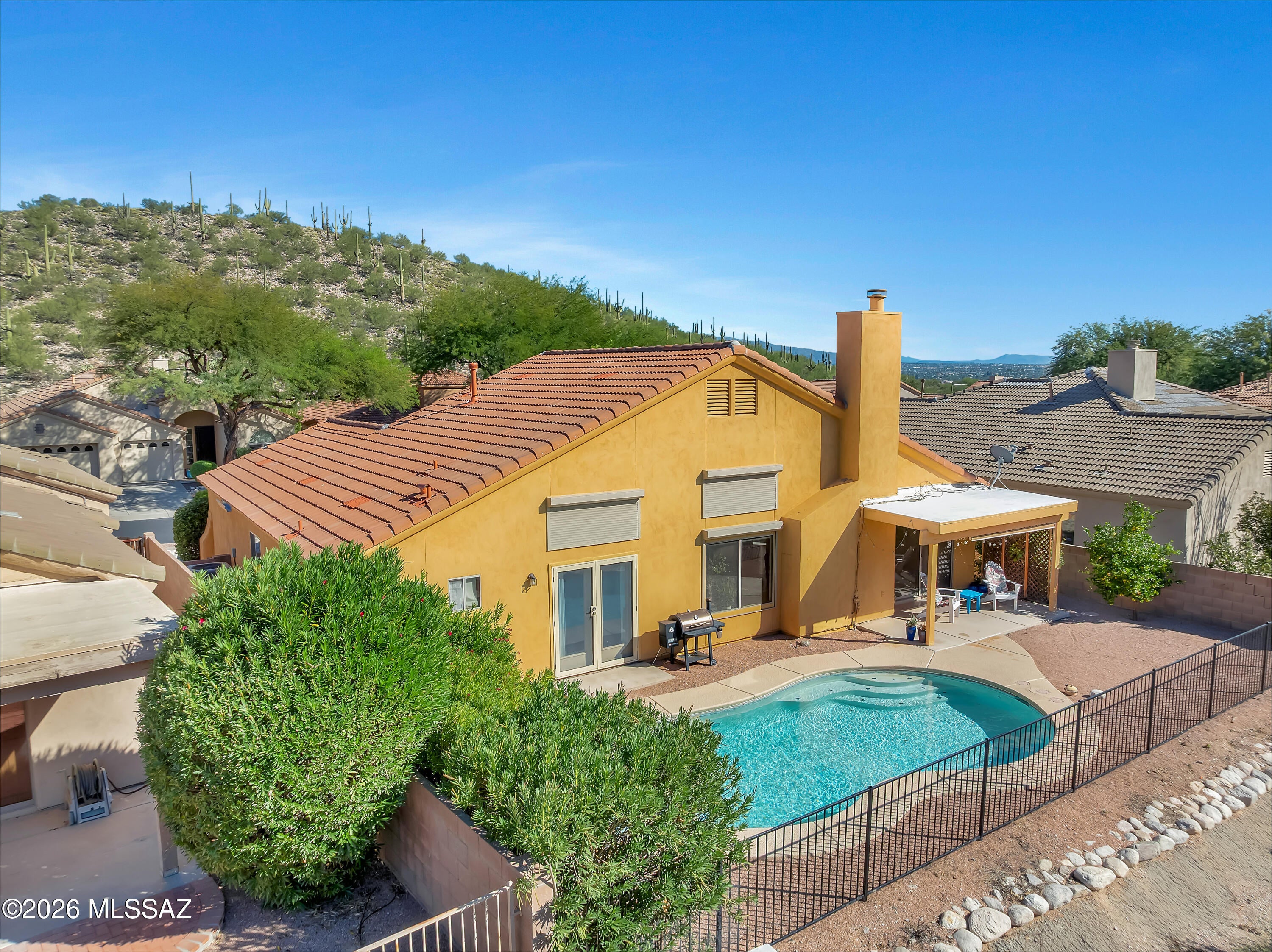 Sabino Mountain (1-290) - Residential