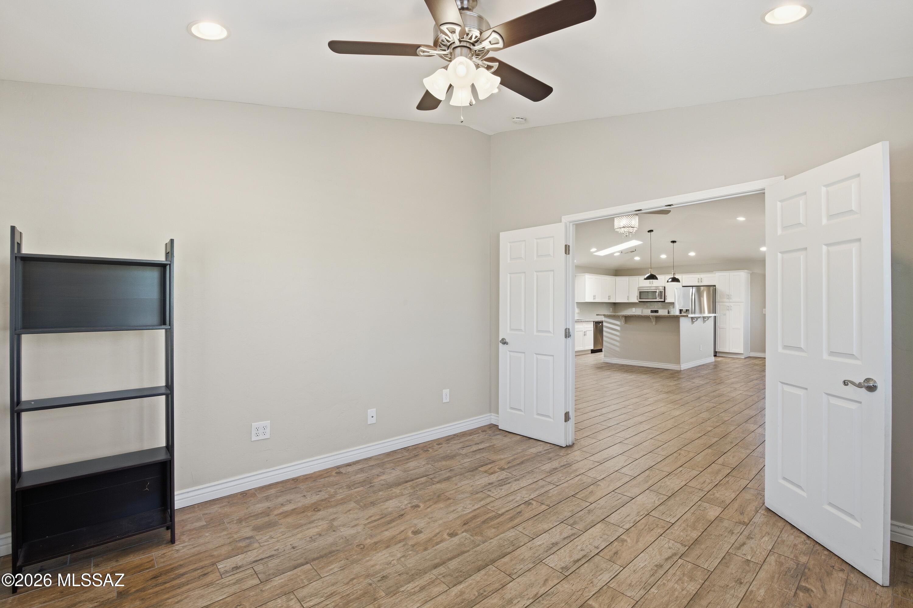 Cloverleaf Resub. - Residential Lease