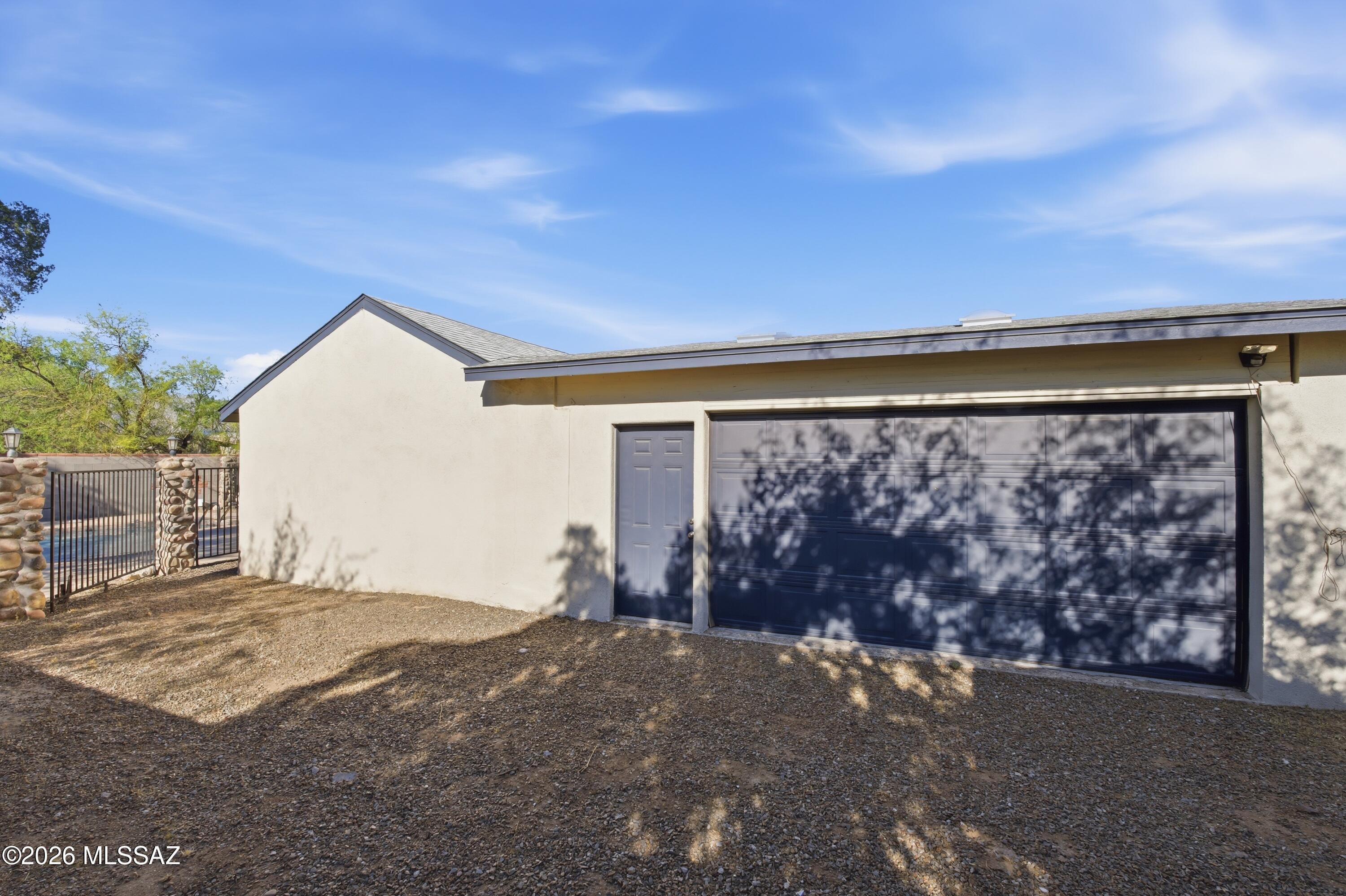 Cloverleaf Resub. - Residential Lease