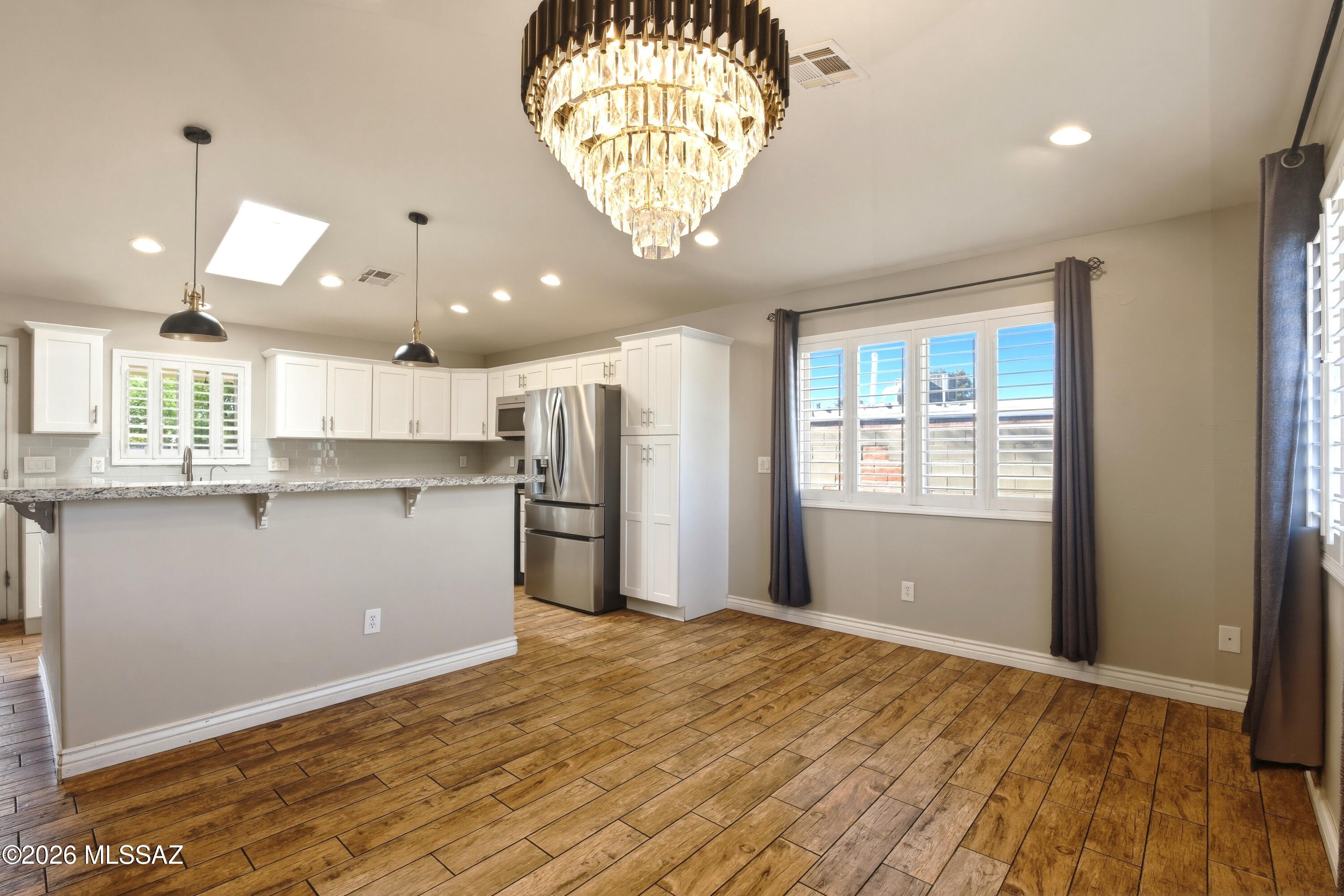 Cloverleaf Resub. - Residential Lease